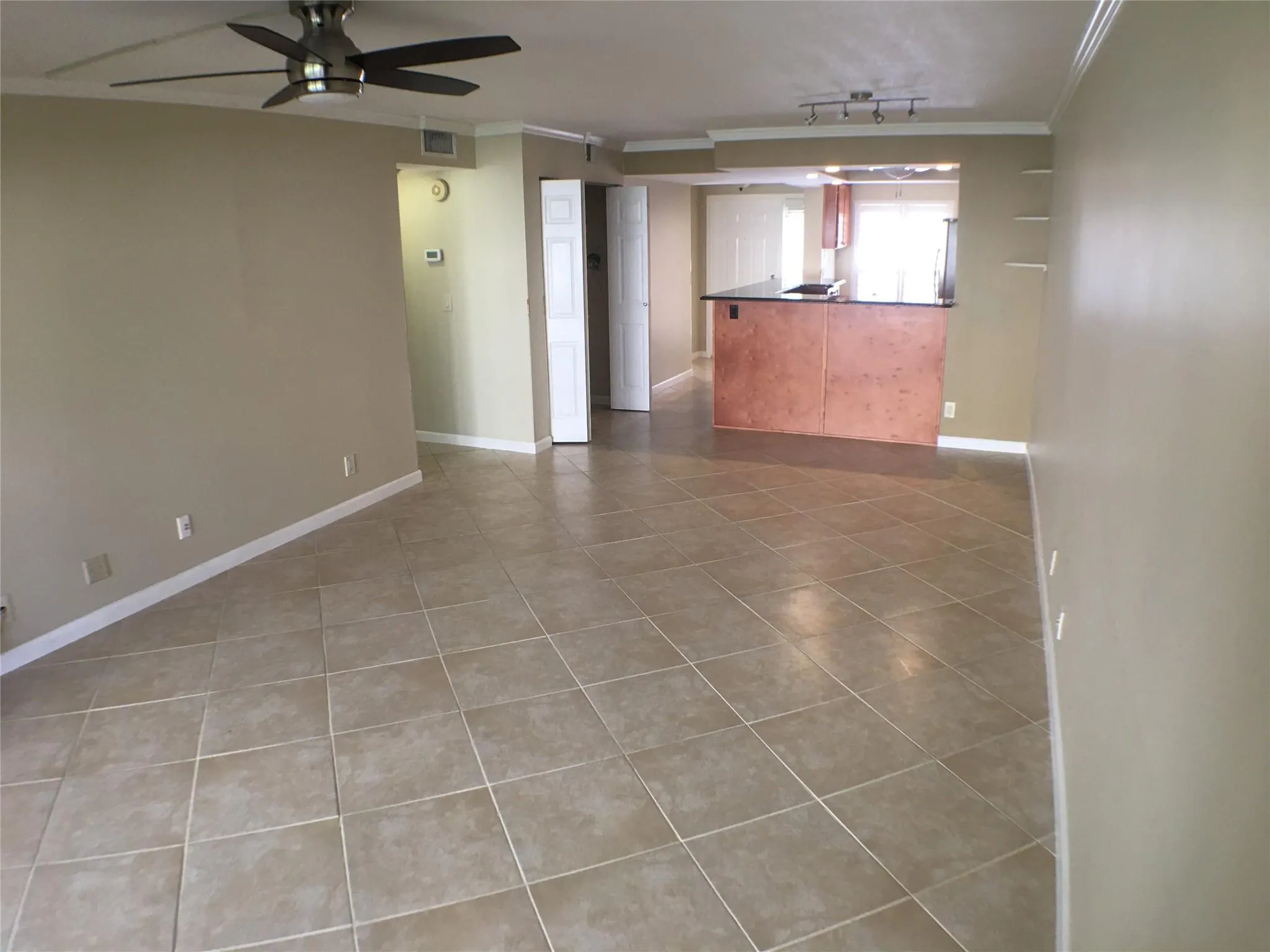 1905 SW 15th St, #9