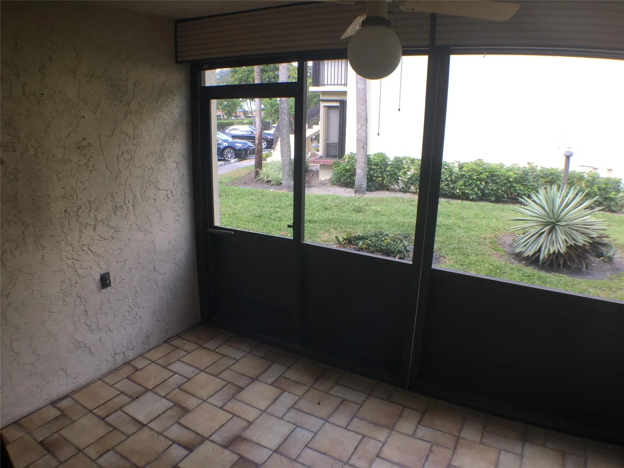 1905 SW 15th St, #9