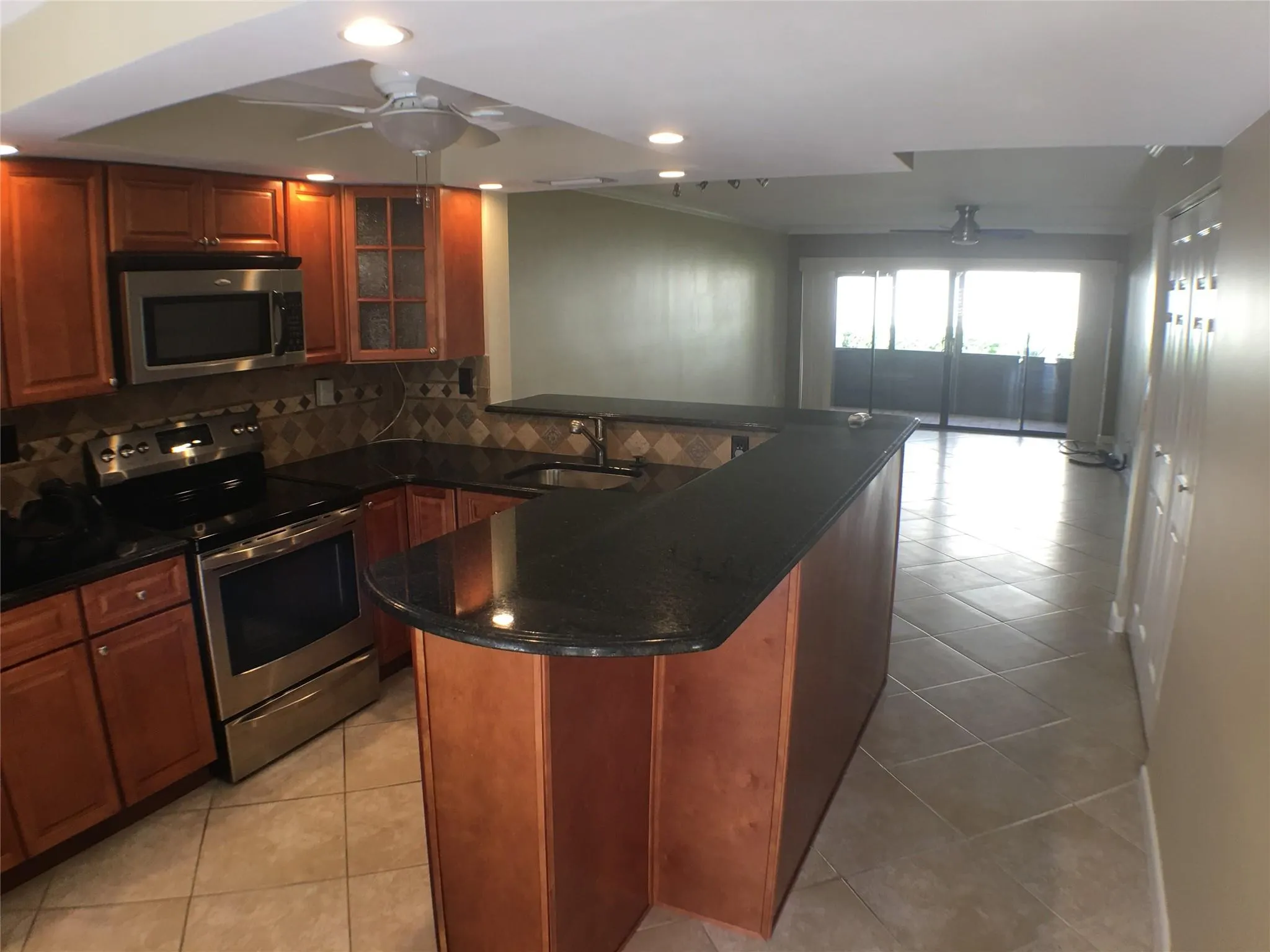 1905 SW 15th St, #9