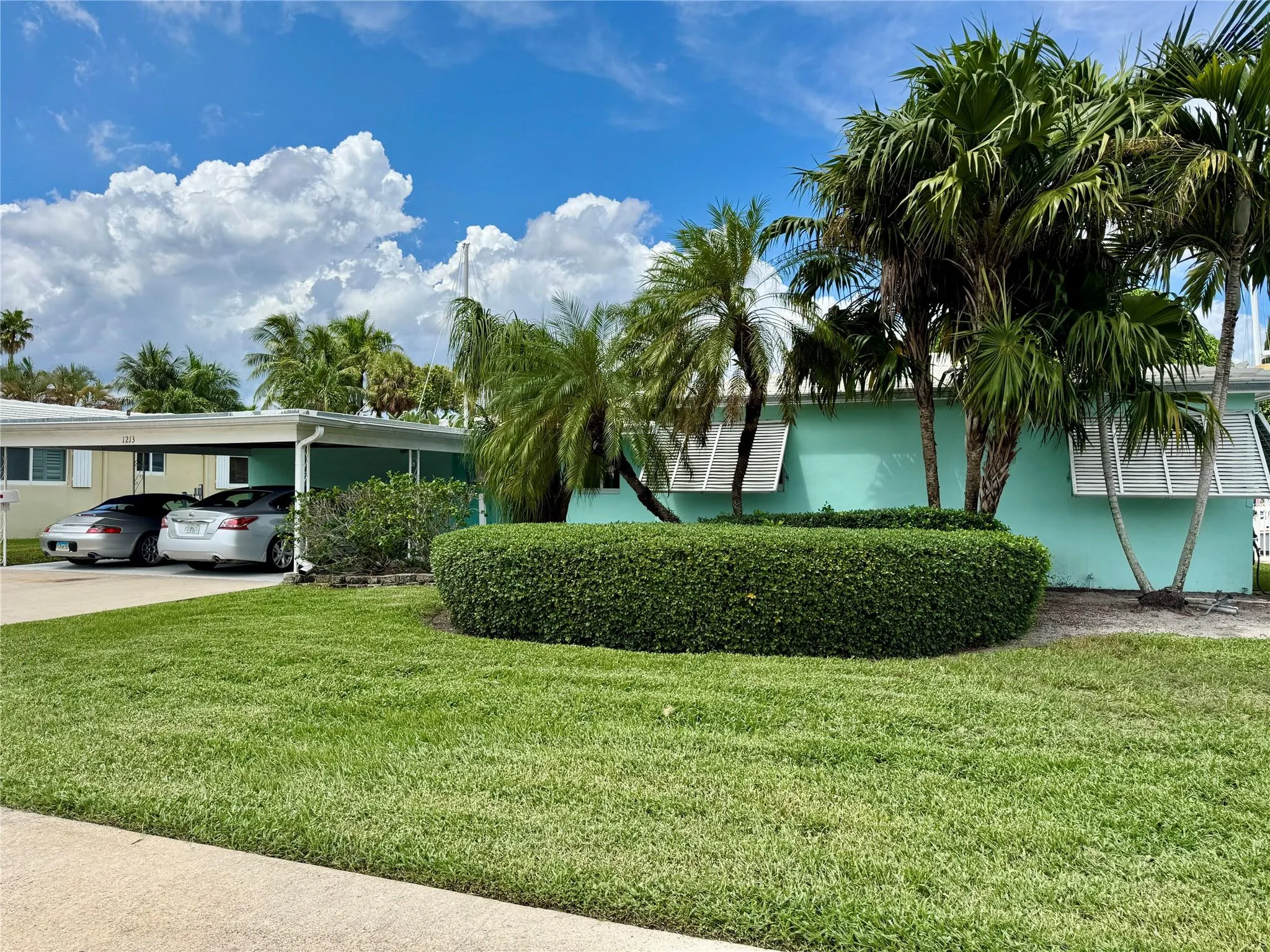 1213 Mandarin Isle