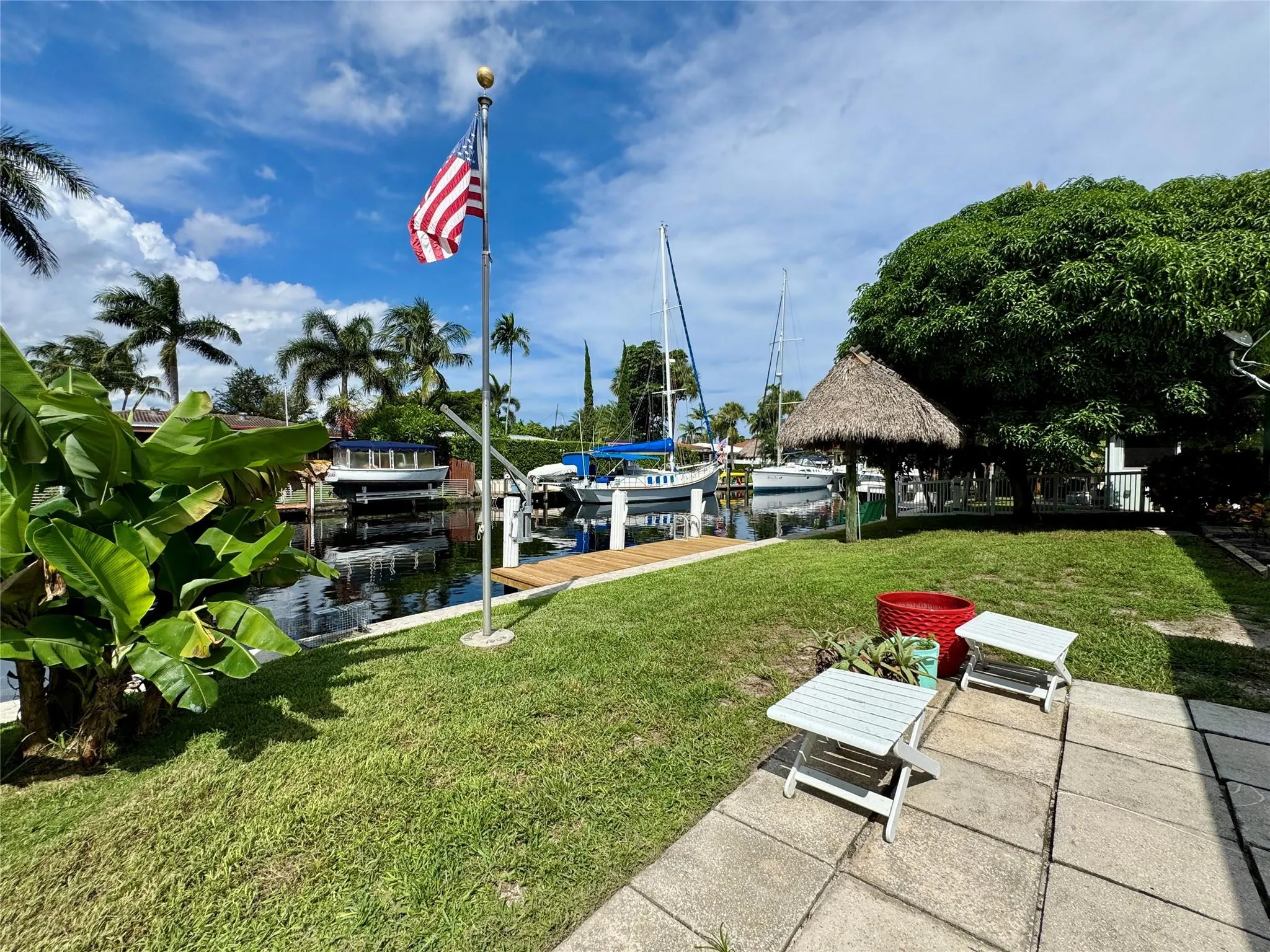 1213 Mandarin Isle