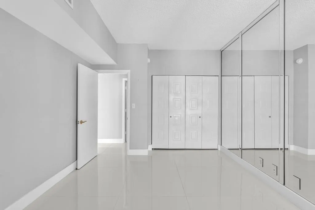 1010 S Ocean Blvd, #PH15