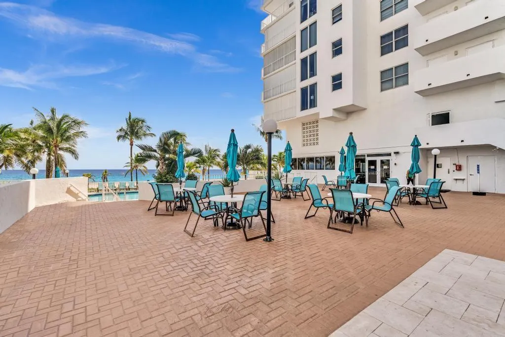 1010 S Ocean Blvd, #PH15
