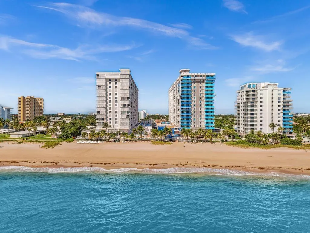 1010 S Ocean Blvd, #PH15