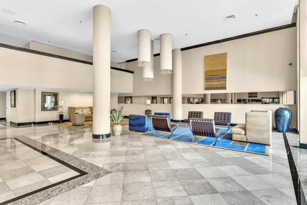 1010 S Ocean Blvd, #PH15