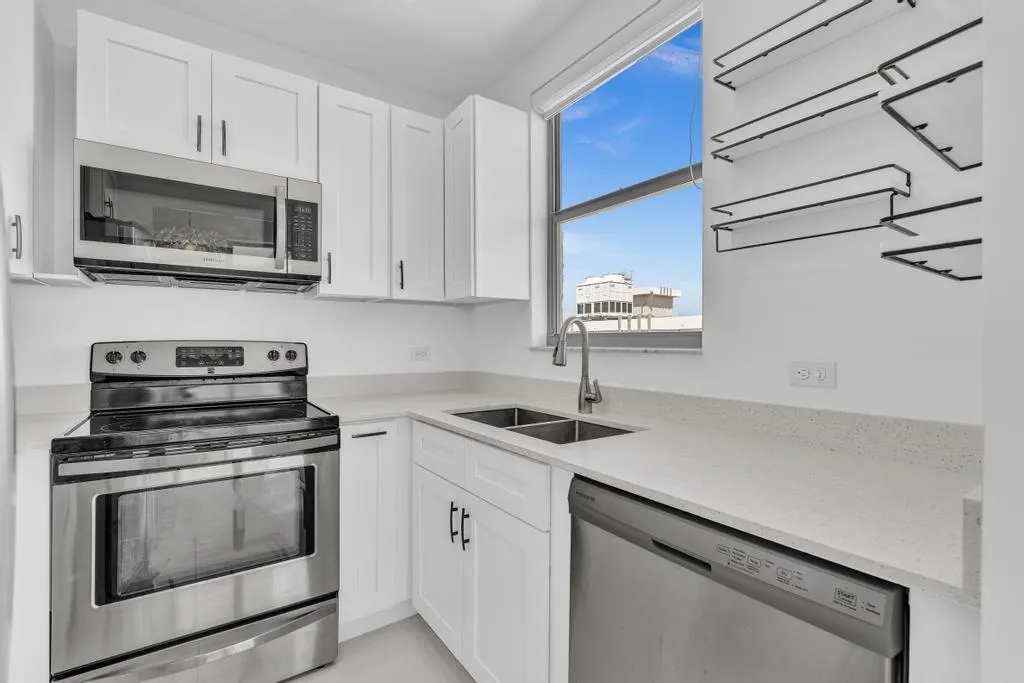 1010 S Ocean Blvd, #PH15