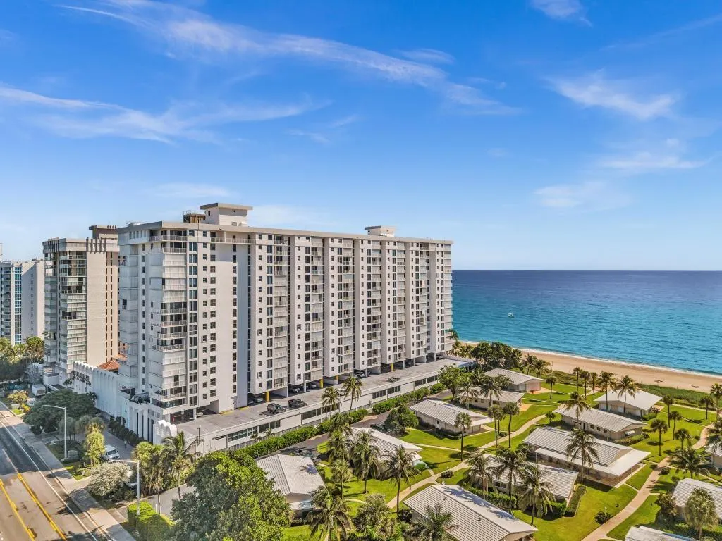 1010 S Ocean Blvd, #PH15