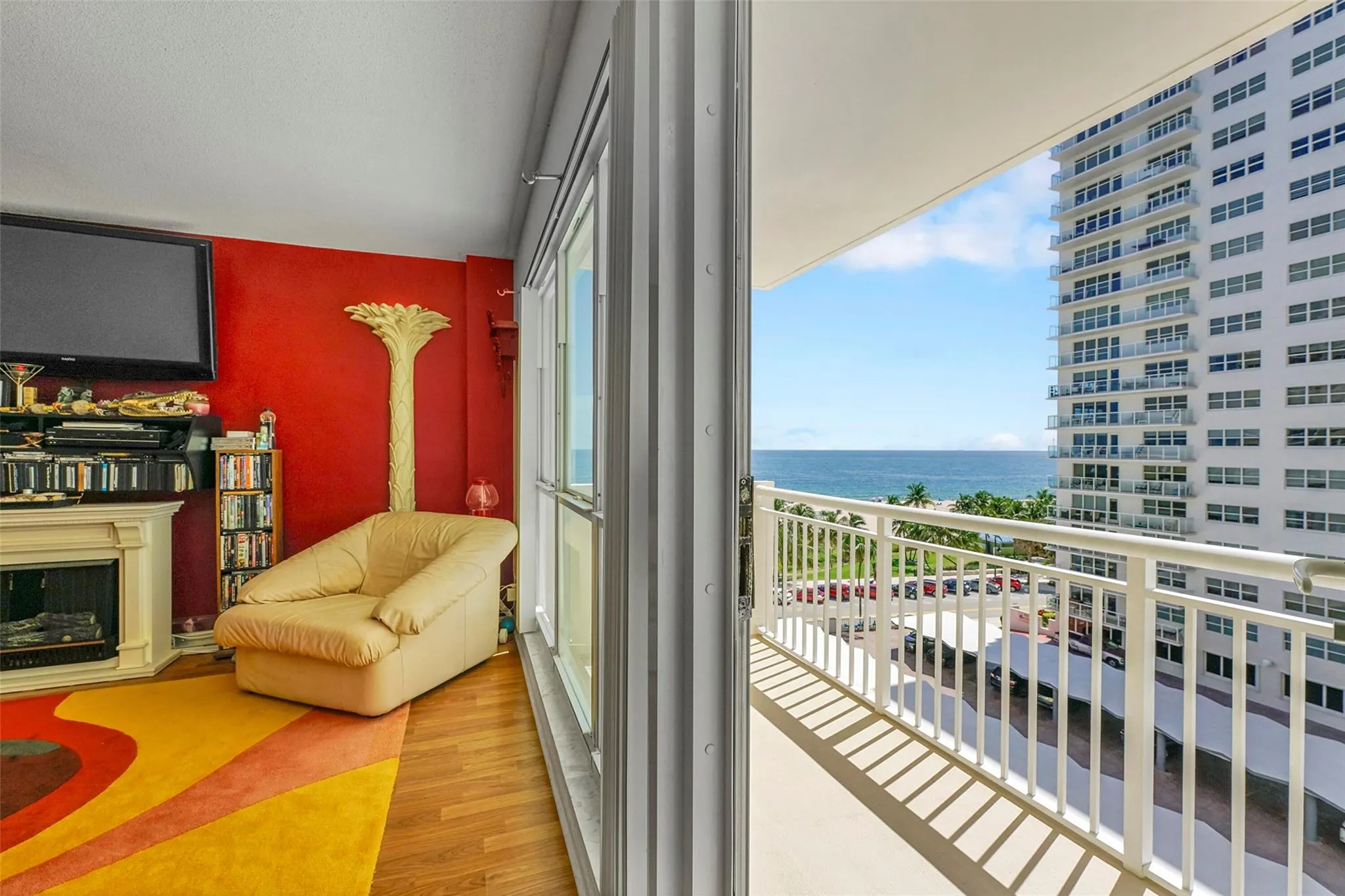 133 N Pompano Beach Blvd, #605