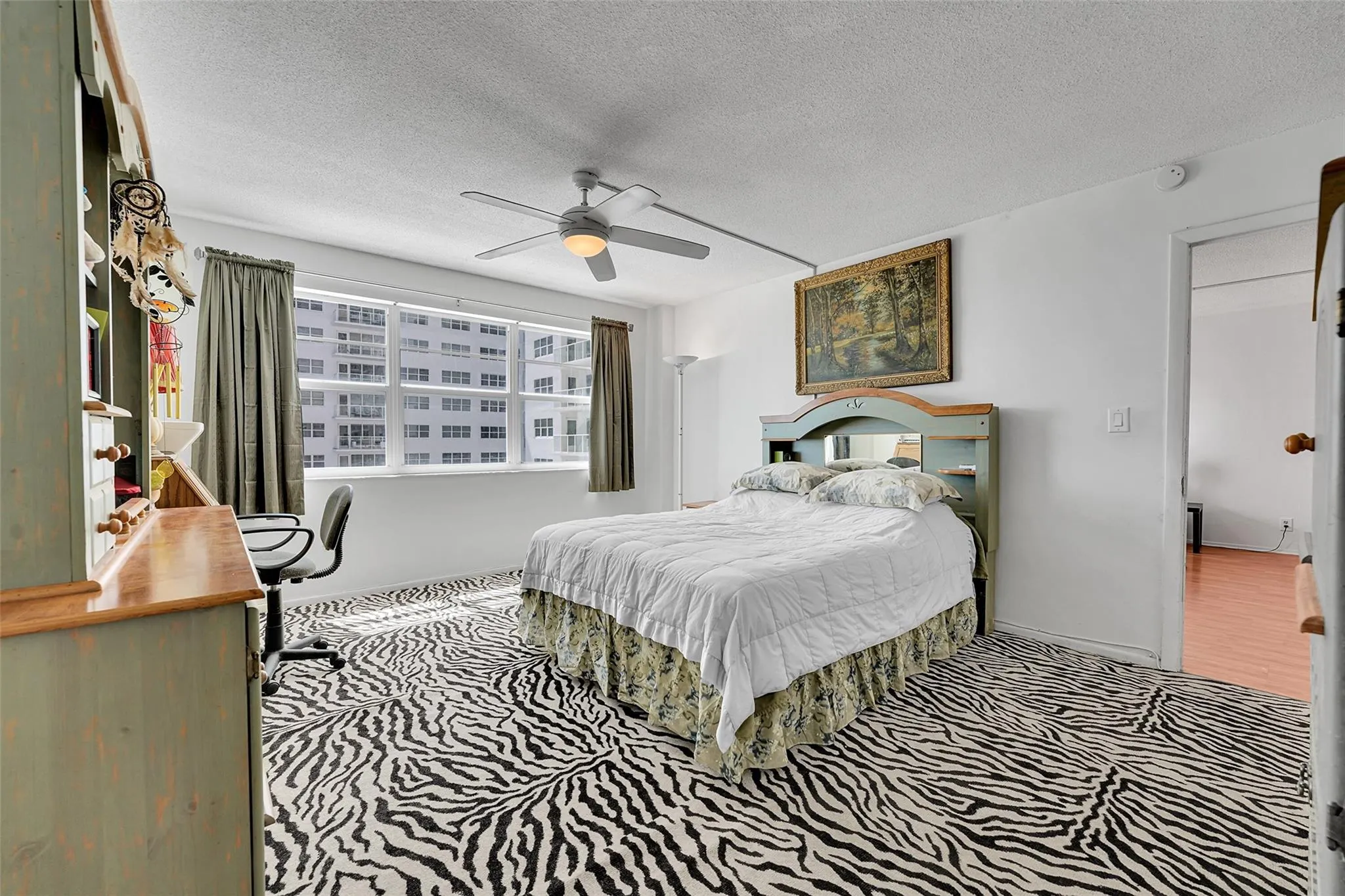 133 N Pompano Beach Blvd, #605