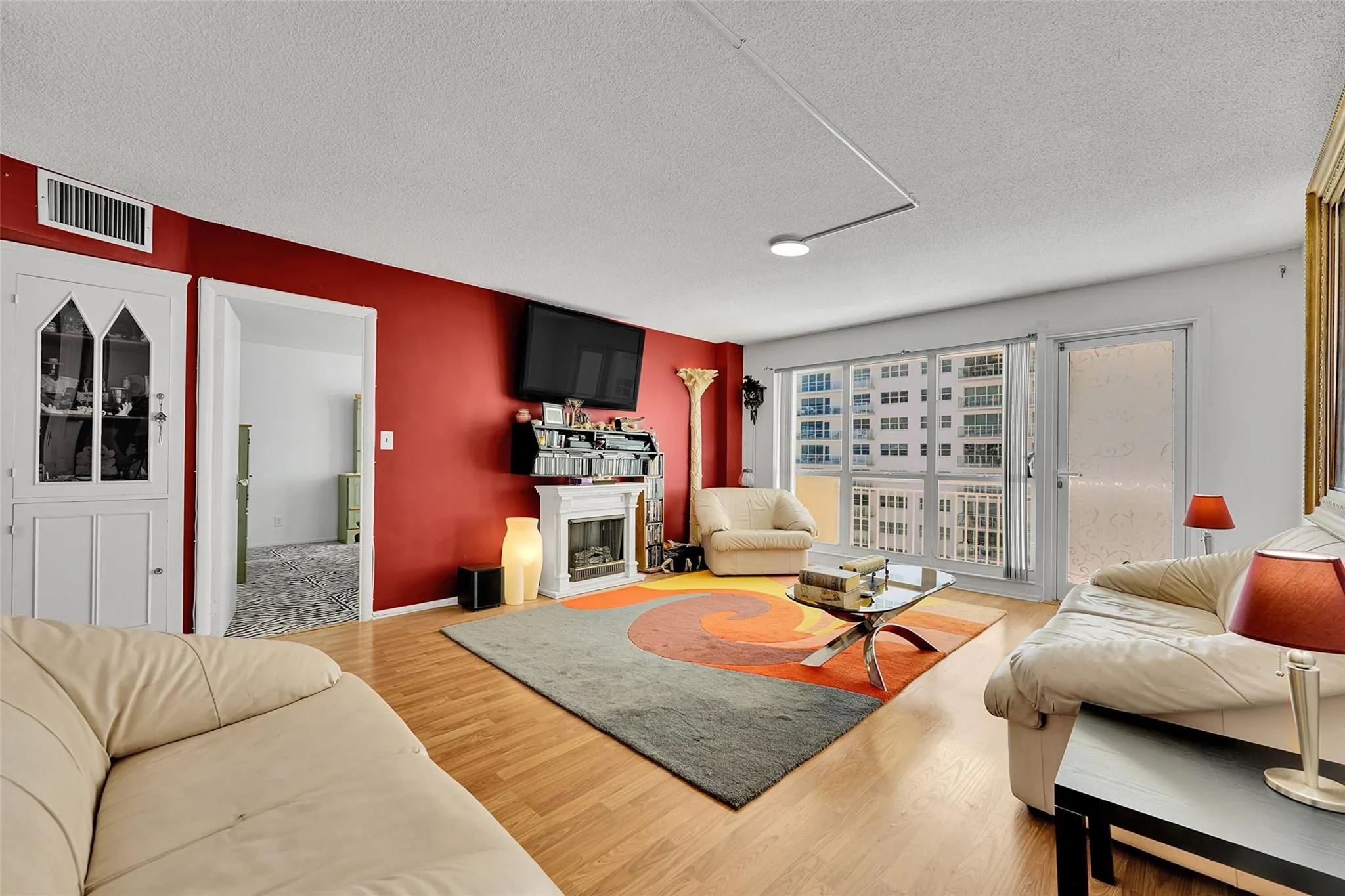 133 N Pompano Beach Blvd, #605