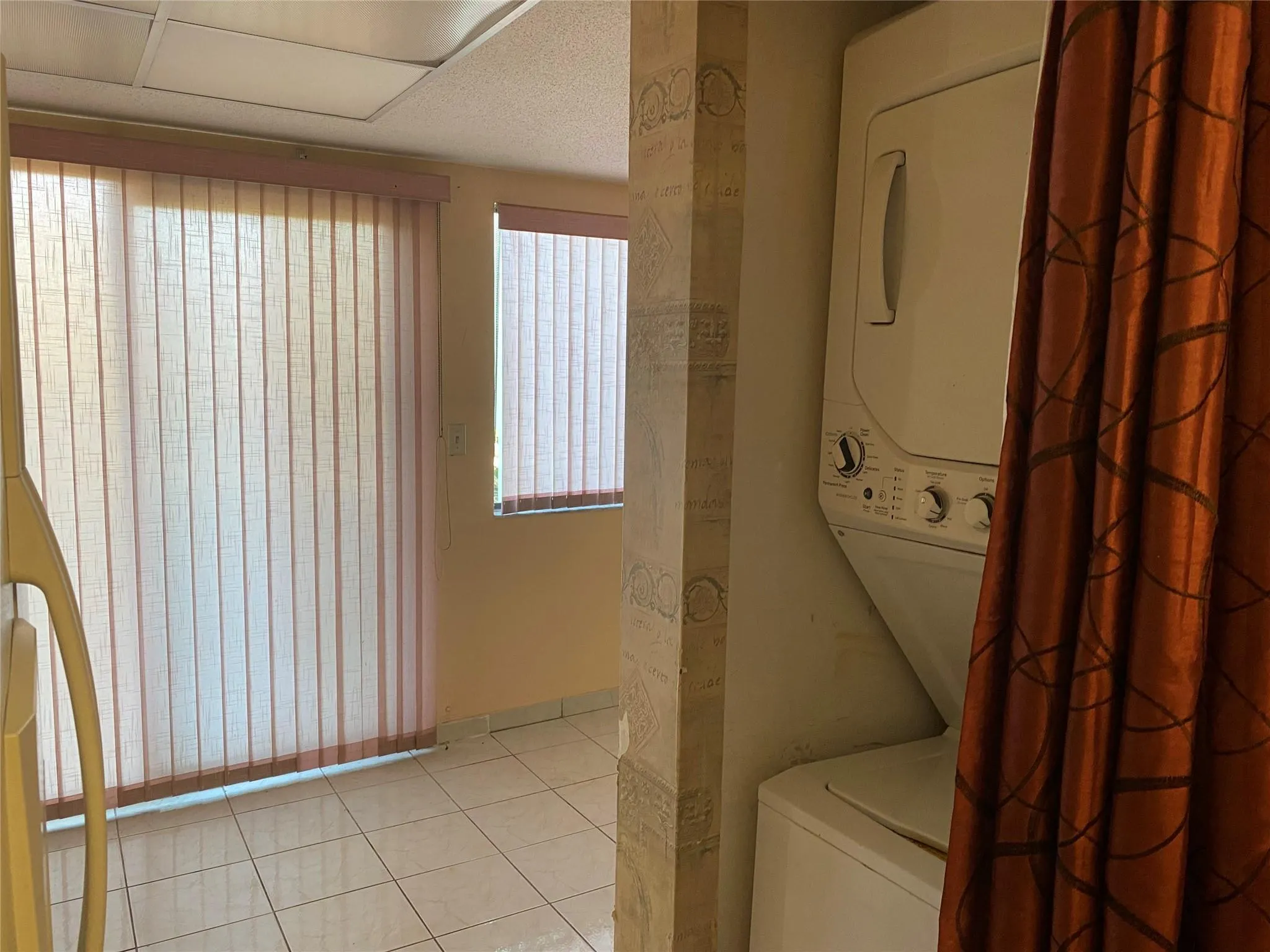 5884 Morningstar Cir, #406