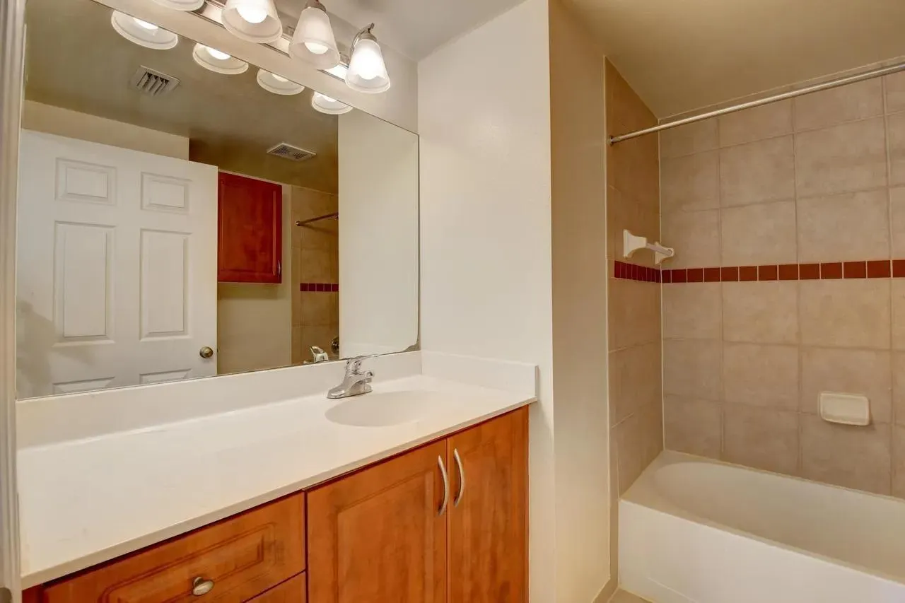 6565 Emerald Dunes Dr, #301