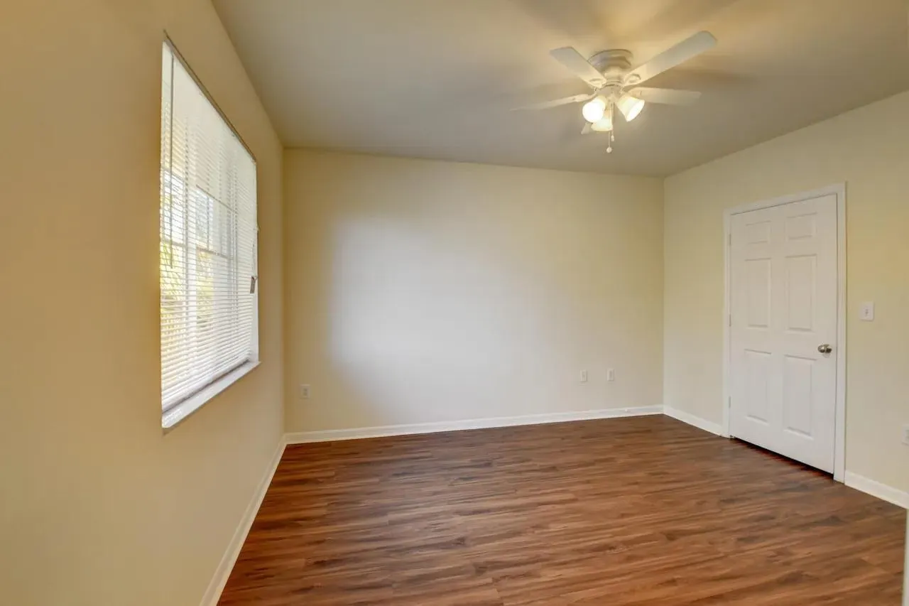 6565 Emerald Dunes Dr, #301