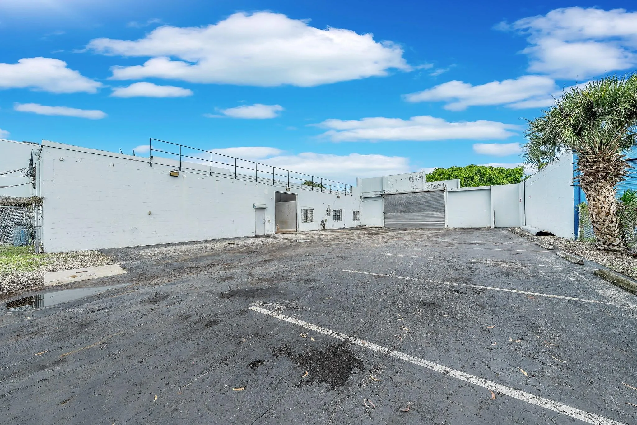 1100 NW 54th St