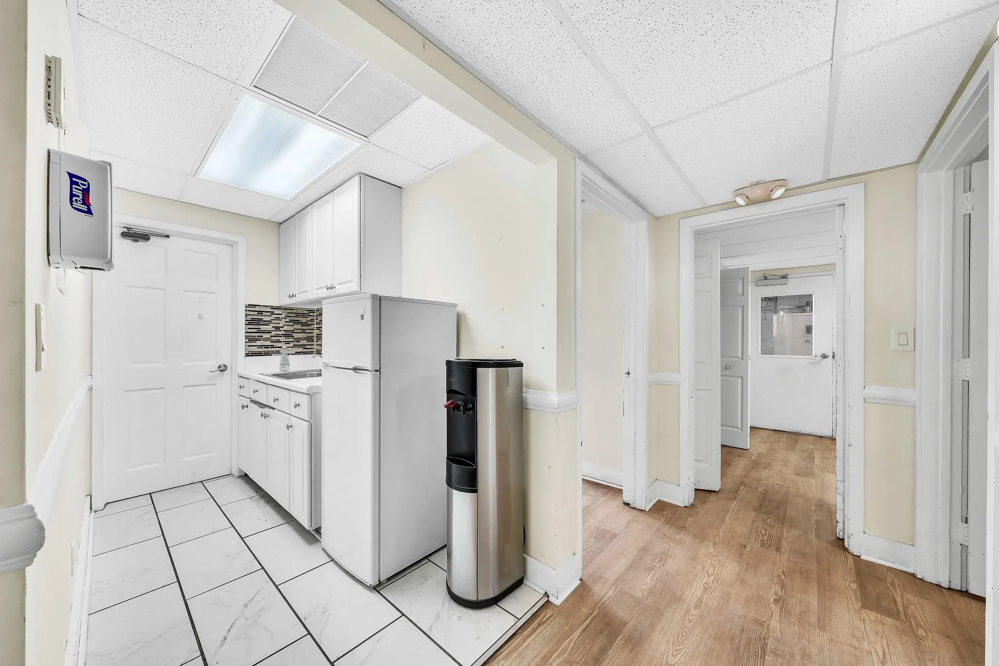 1100 NW 54th St