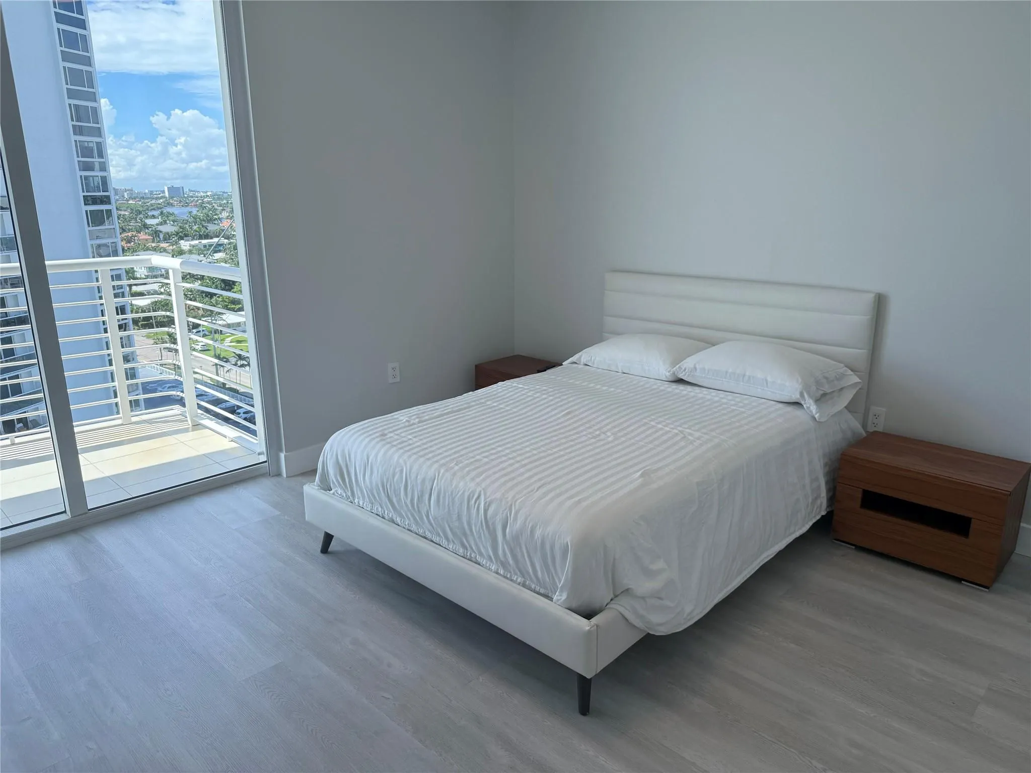 2821 N Ocean Blvd, #1106