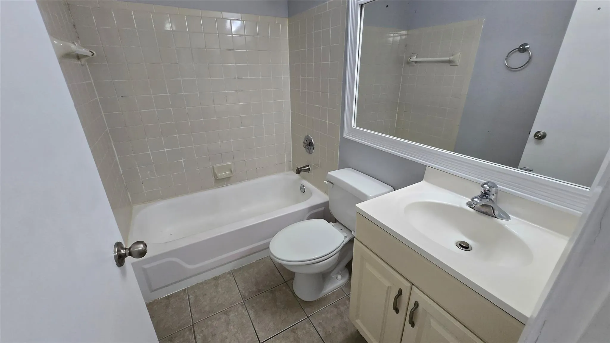 9044 W Atlantic Blvd, #324