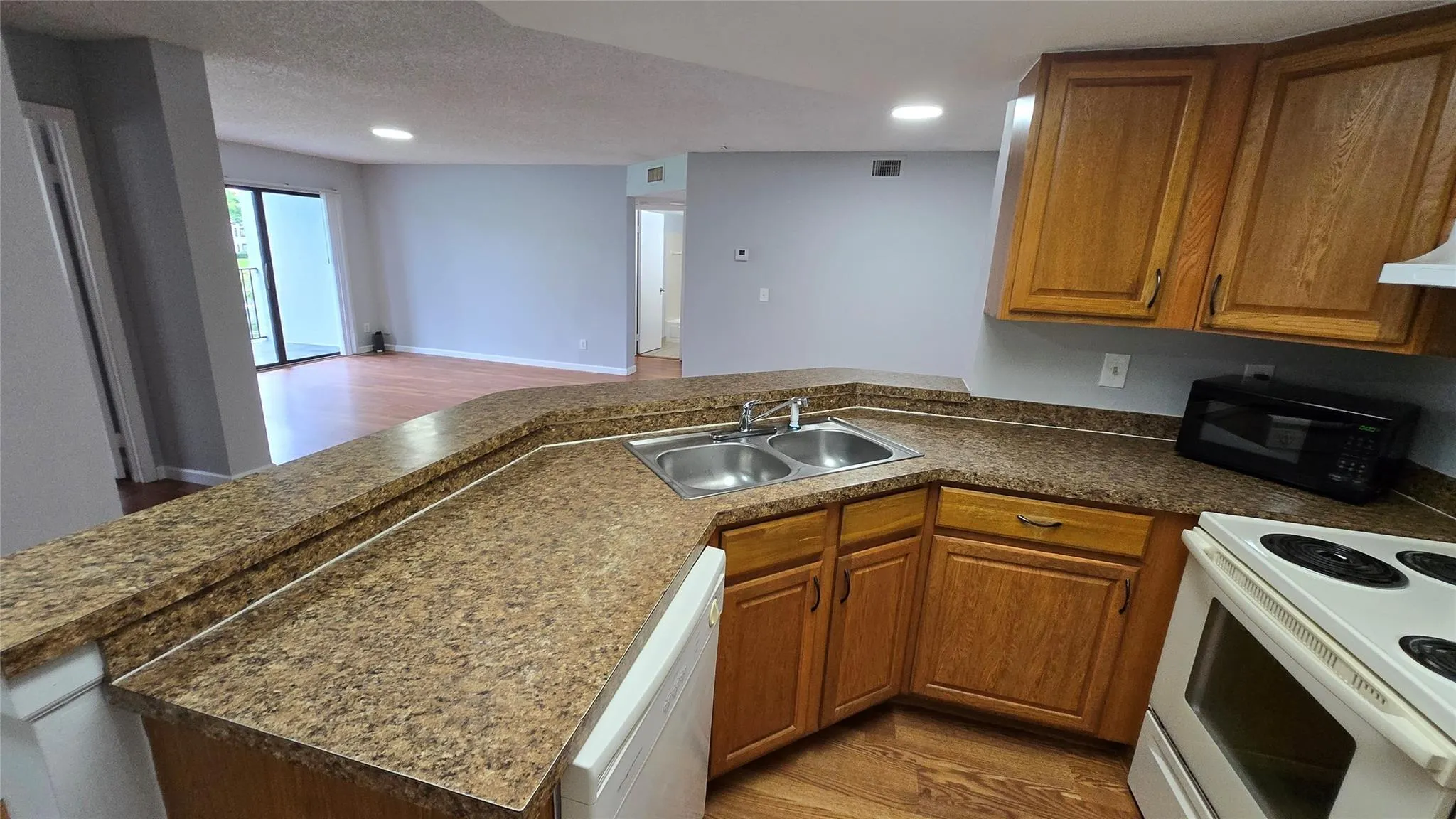 9044 W Atlantic Blvd, #324