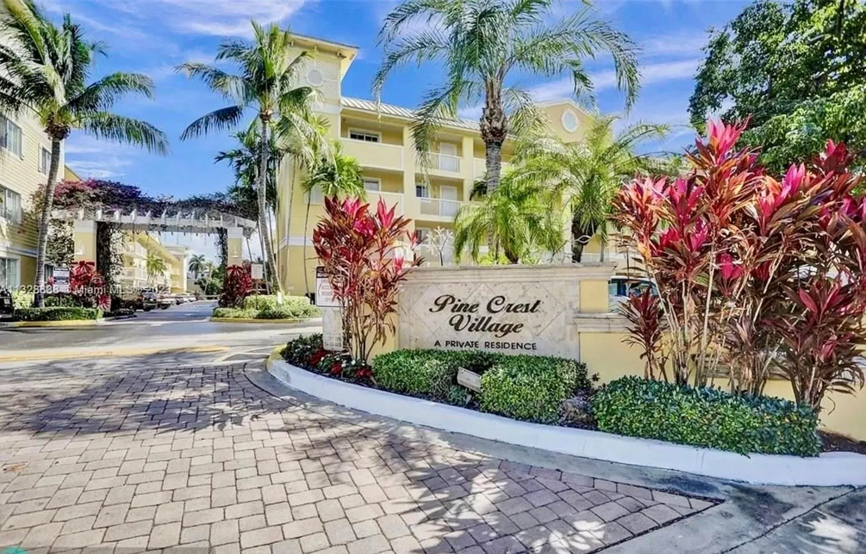 1515 E Broward Blvd, #310