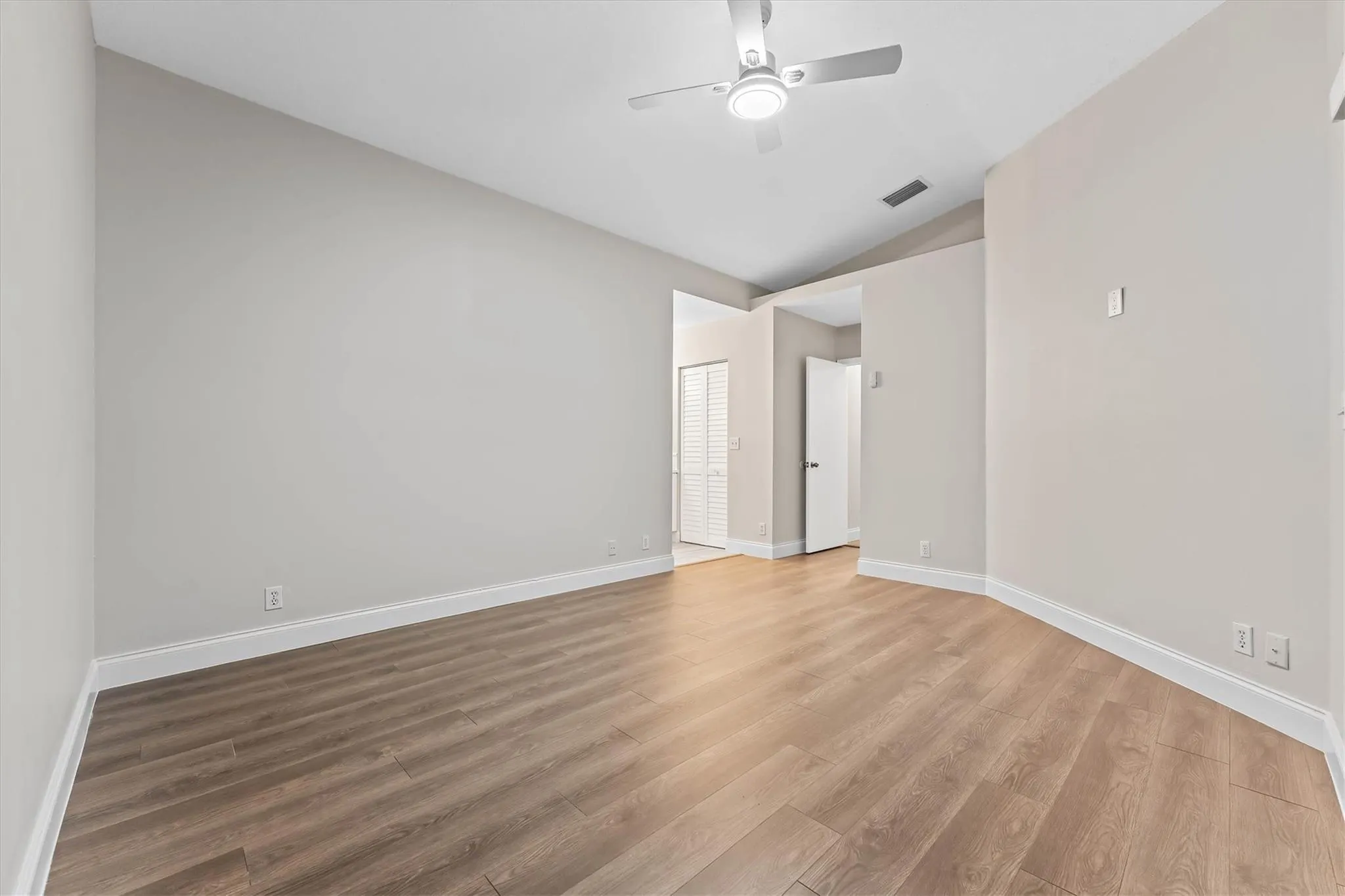 6000 NW 43rd Ter