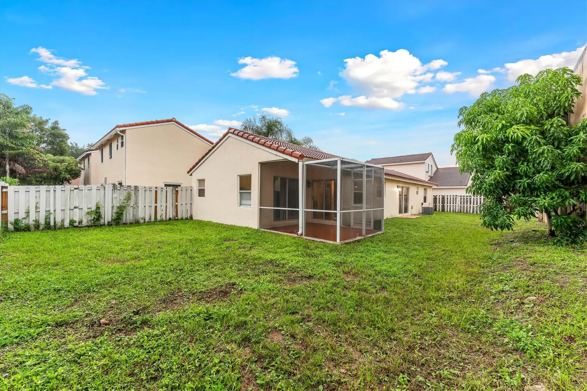 6000 NW 43rd Ter