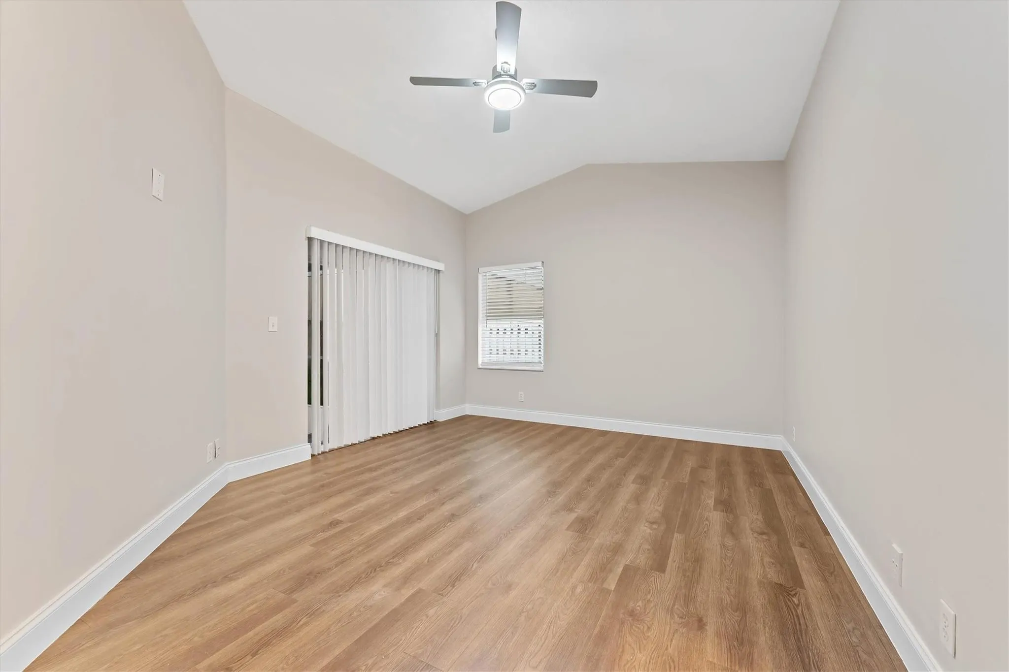 6000 NW 43rd Ter