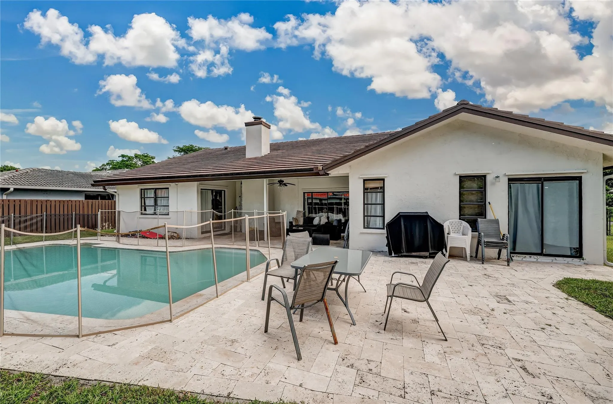1962 NW 110th Ln