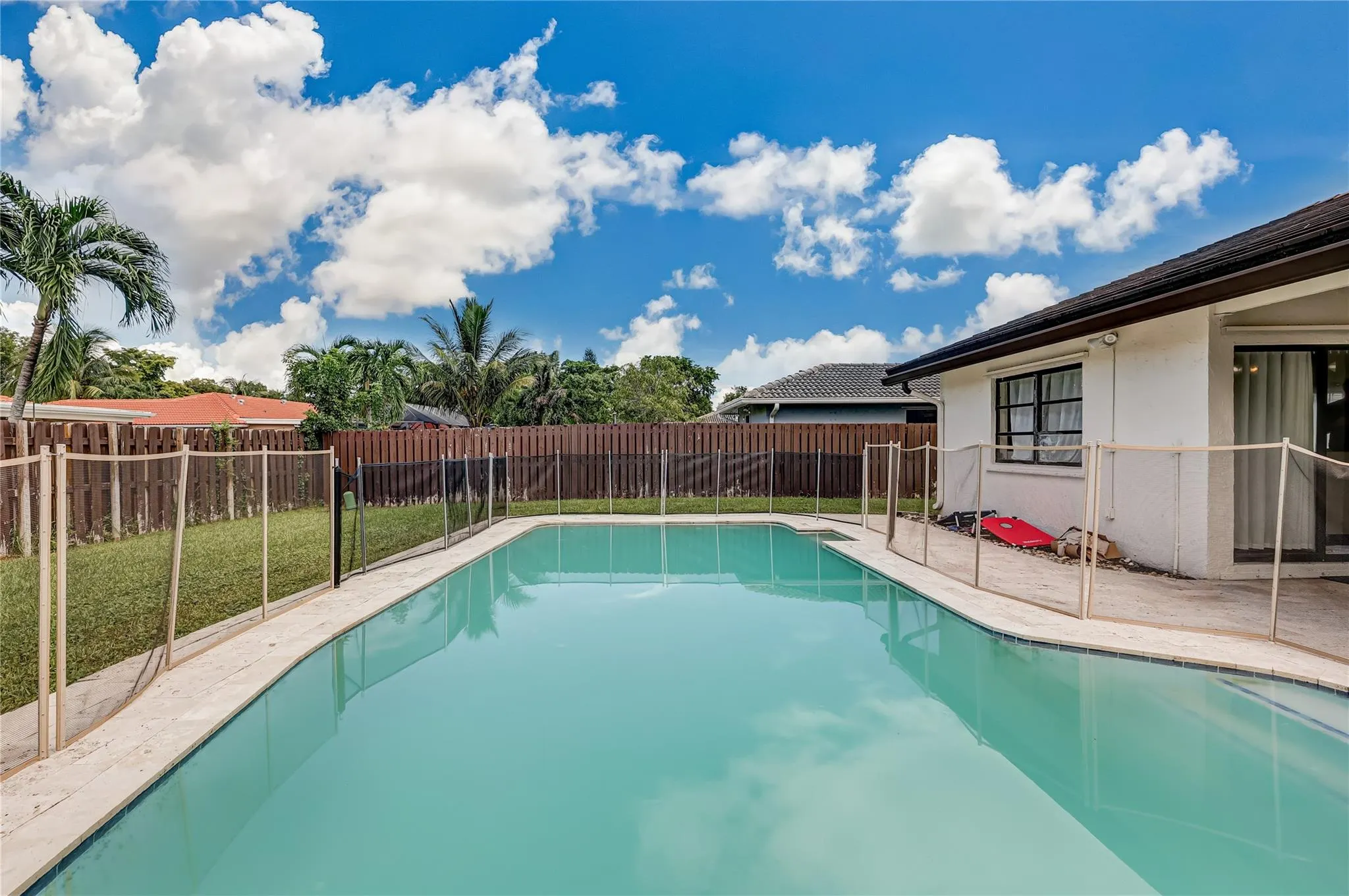 1962 NW 110th Ln