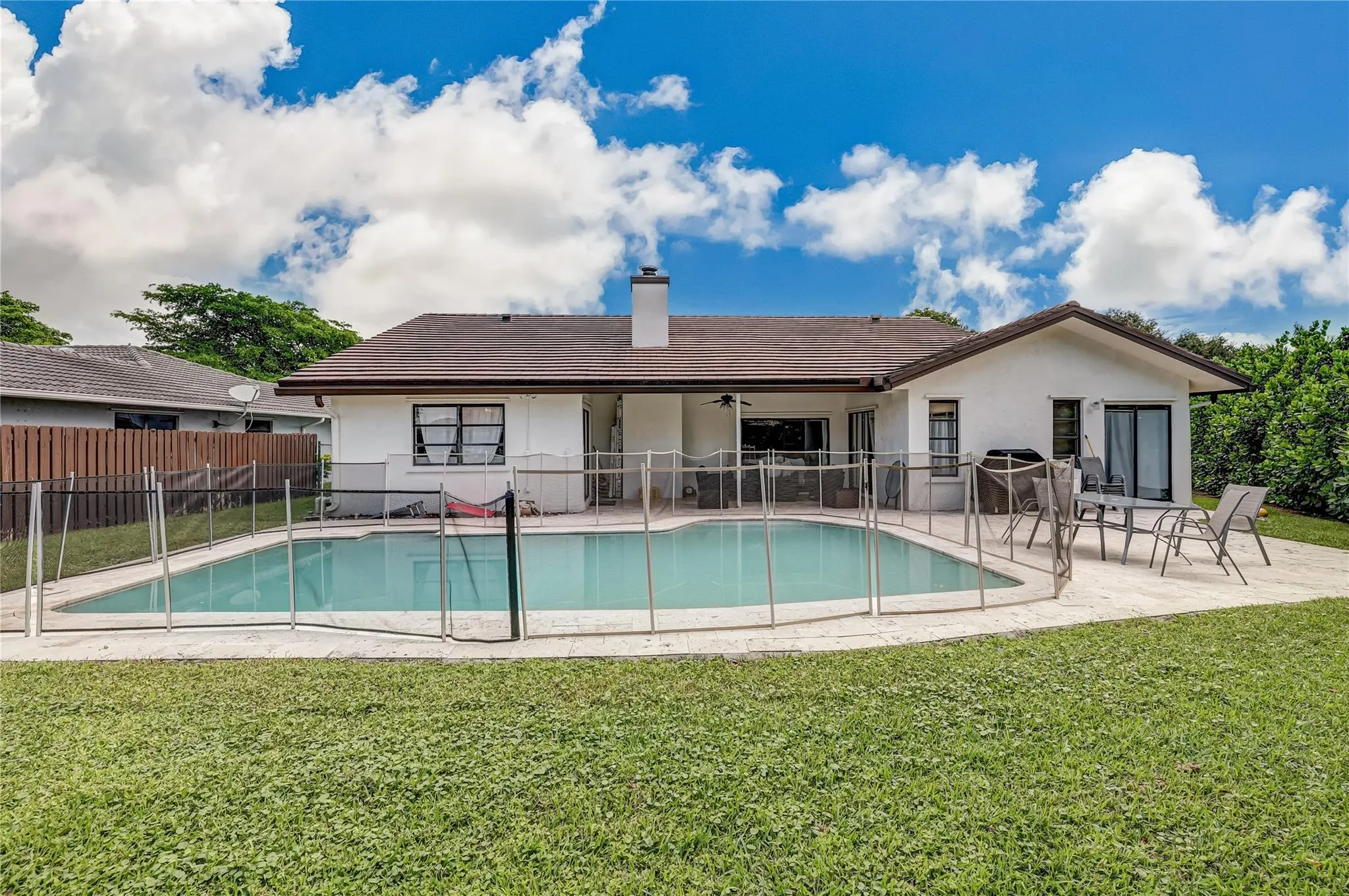 1962 NW 110th Ln