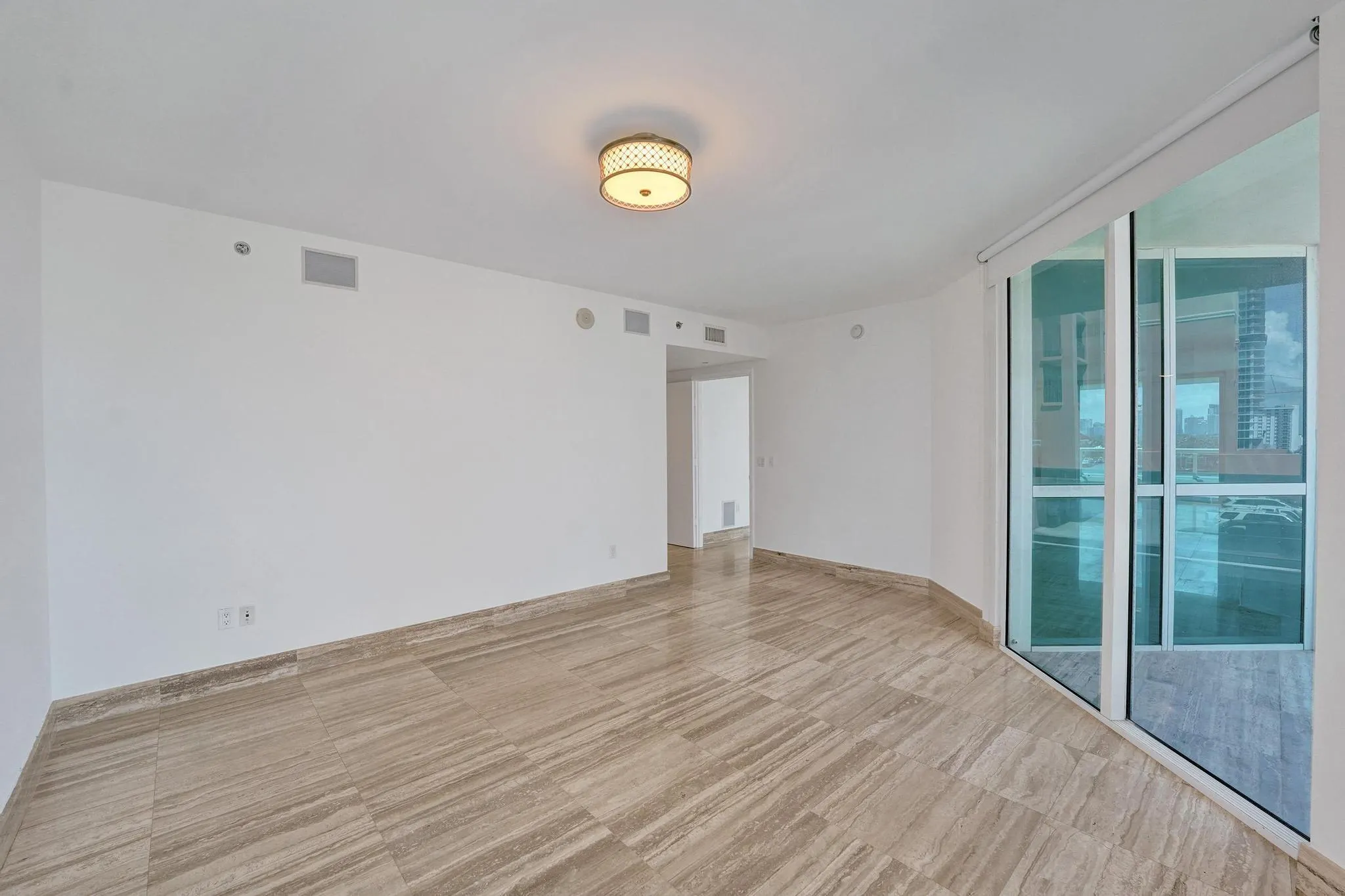 101 S Fort Lauderdale Beach Blvd, #806