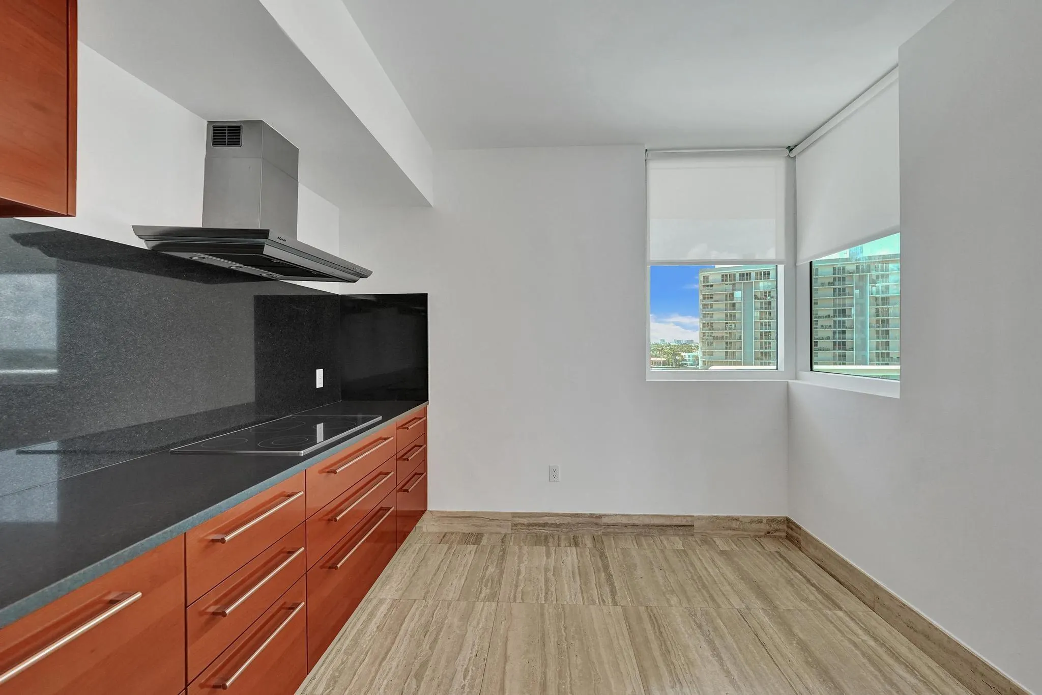 101 S Fort Lauderdale Beach Blvd, #806