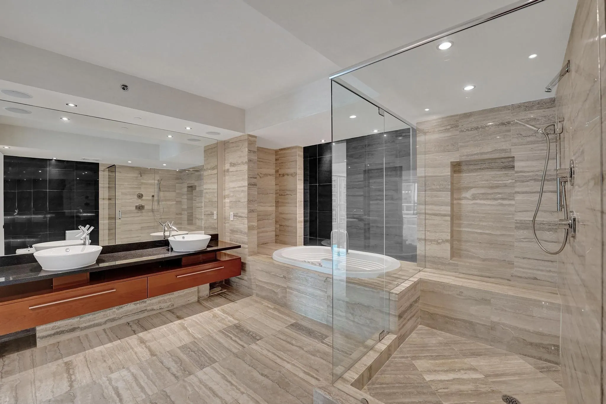 101 S Fort Lauderdale Beach Blvd, #806