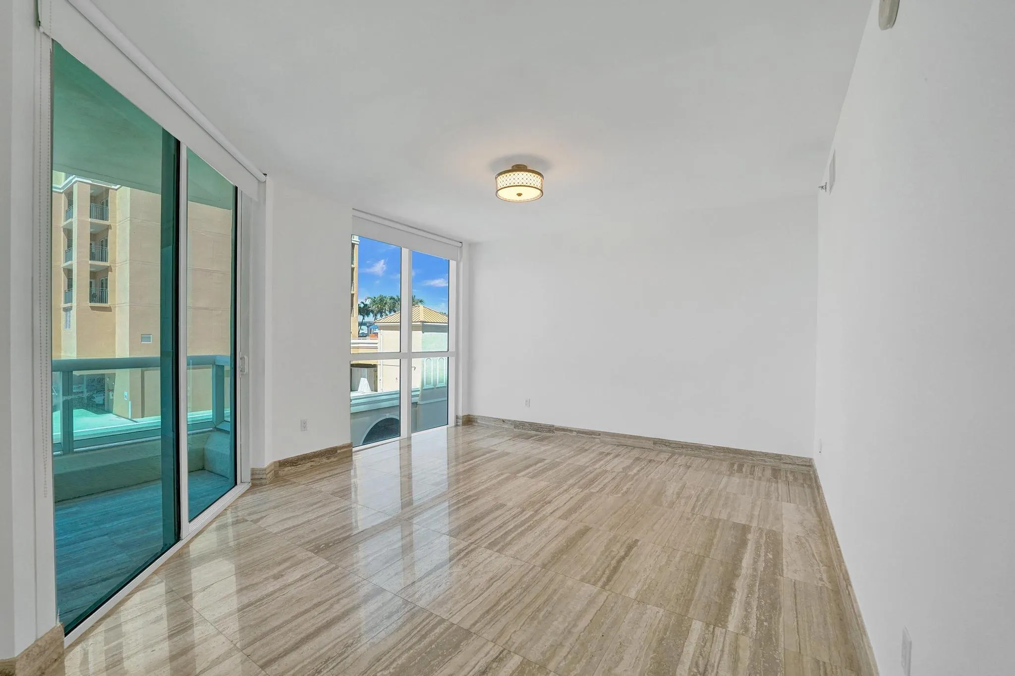 101 S Fort Lauderdale Beach Blvd, #806