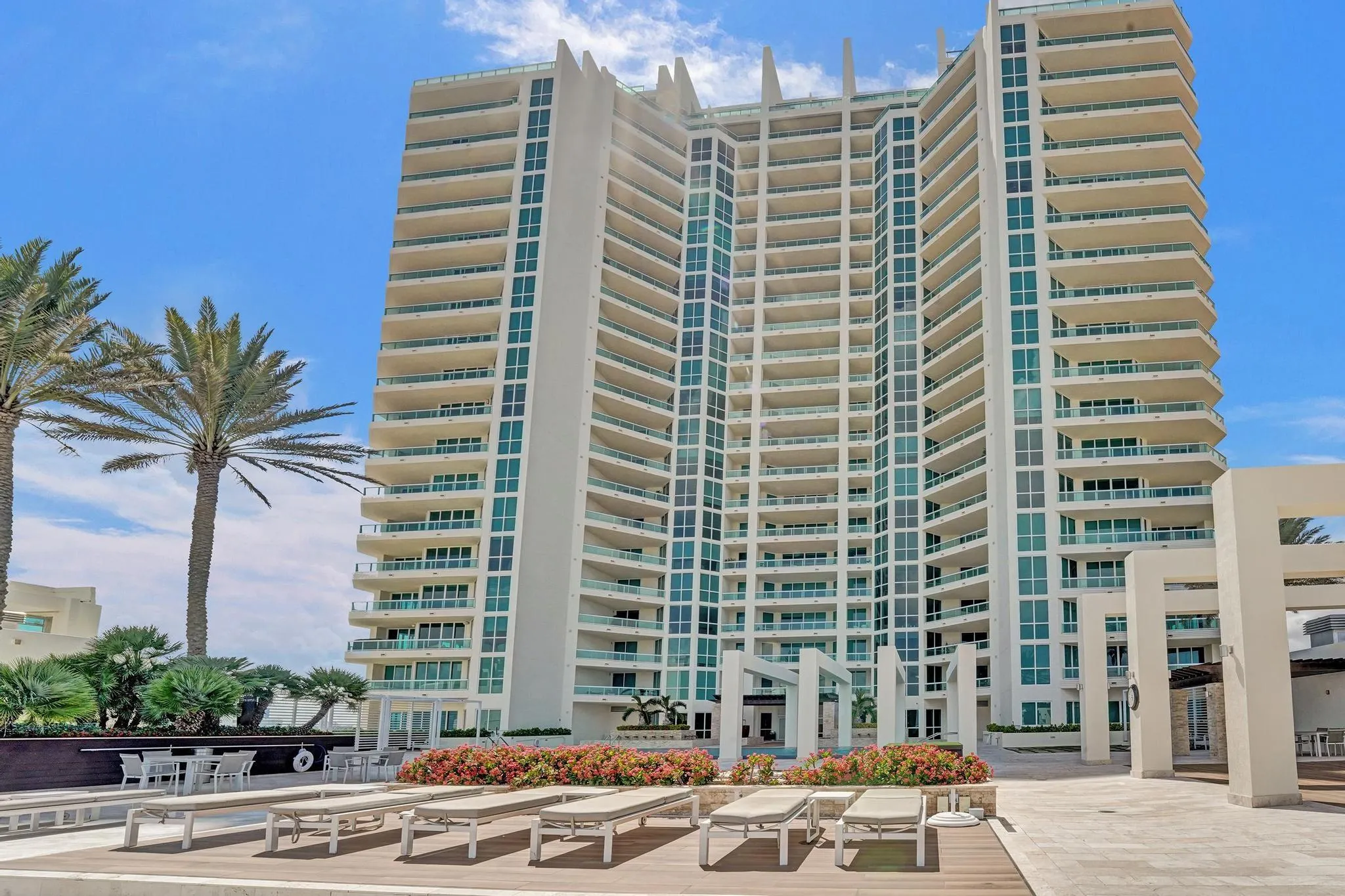 101 S Fort Lauderdale Beach Blvd, #806