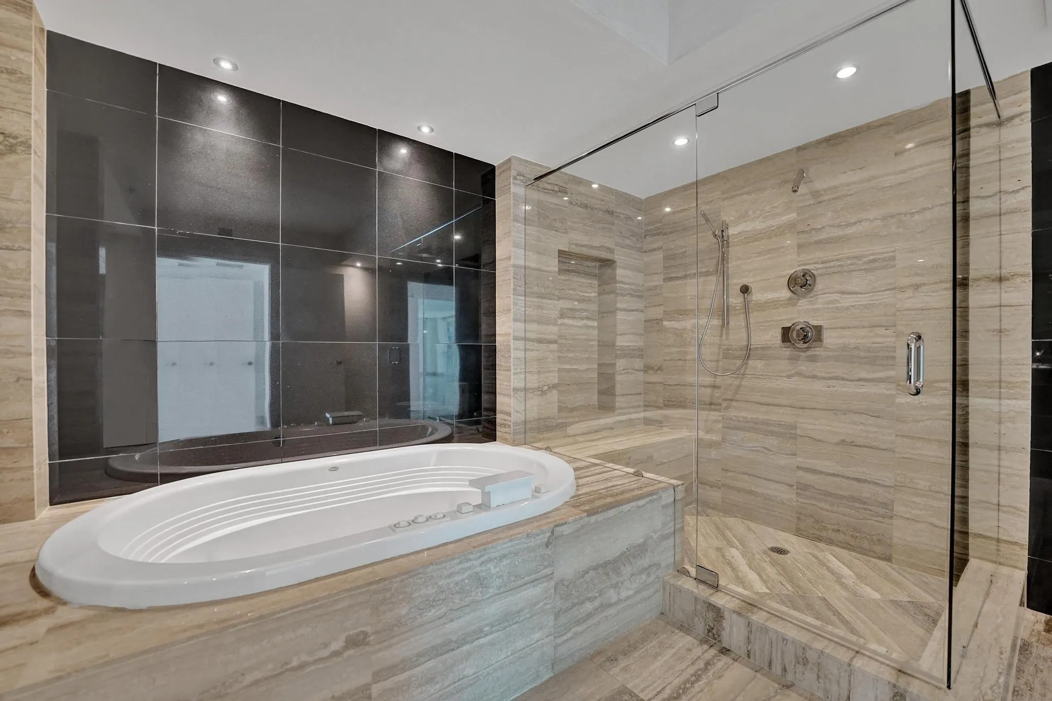 101 S Fort Lauderdale Beach Blvd, #806