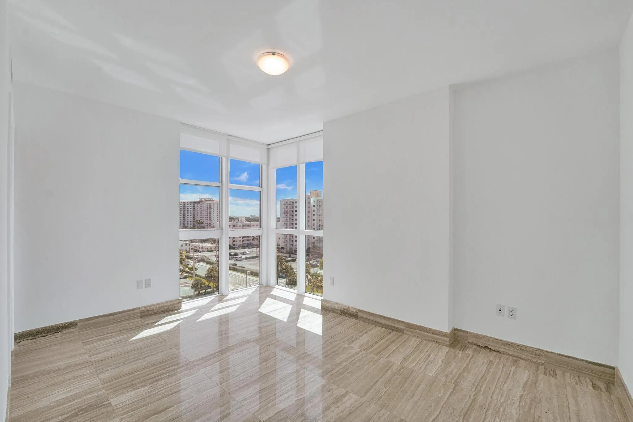 101 S Fort Lauderdale Beach Blvd, #806
