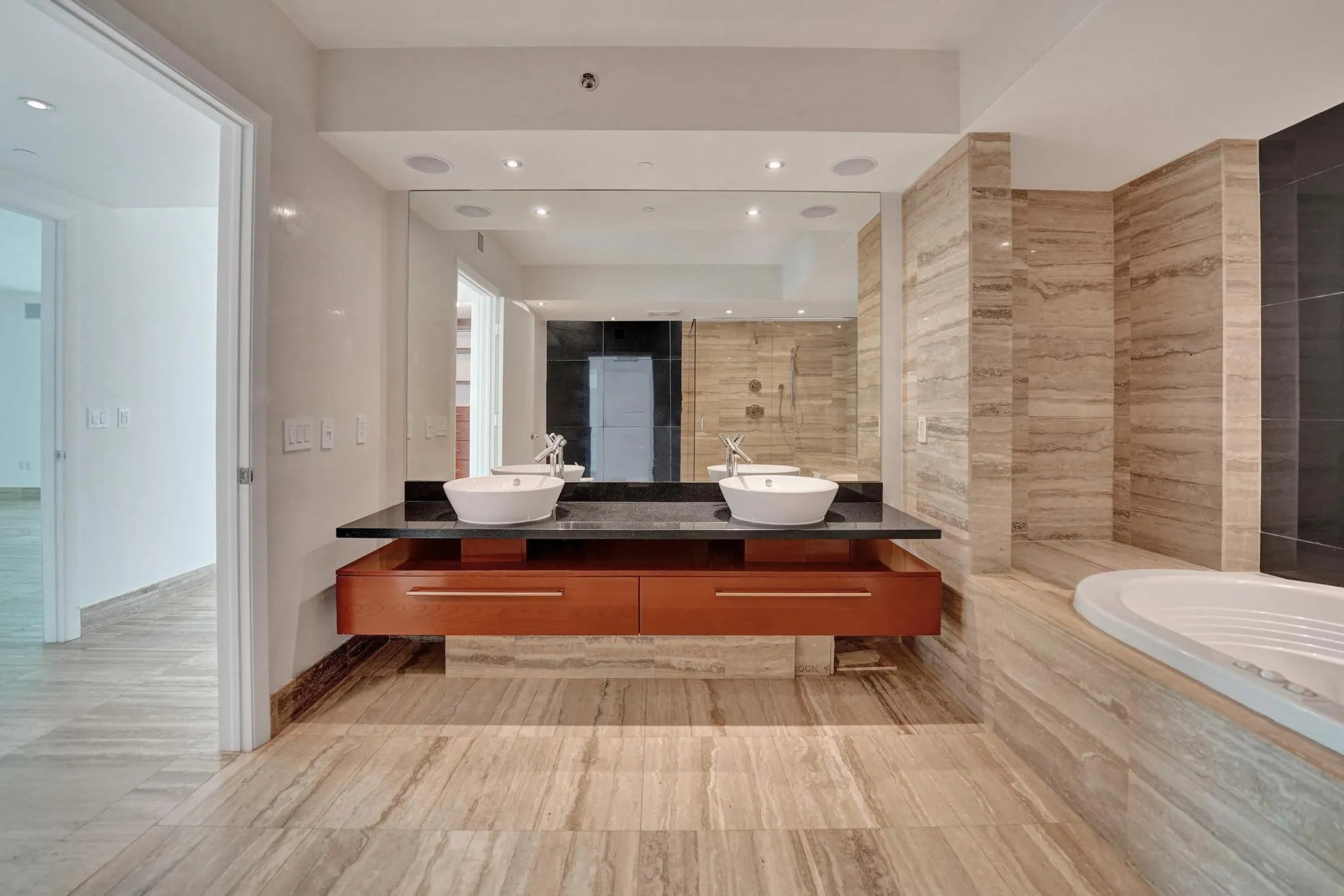 101 S Fort Lauderdale Beach Blvd, #806