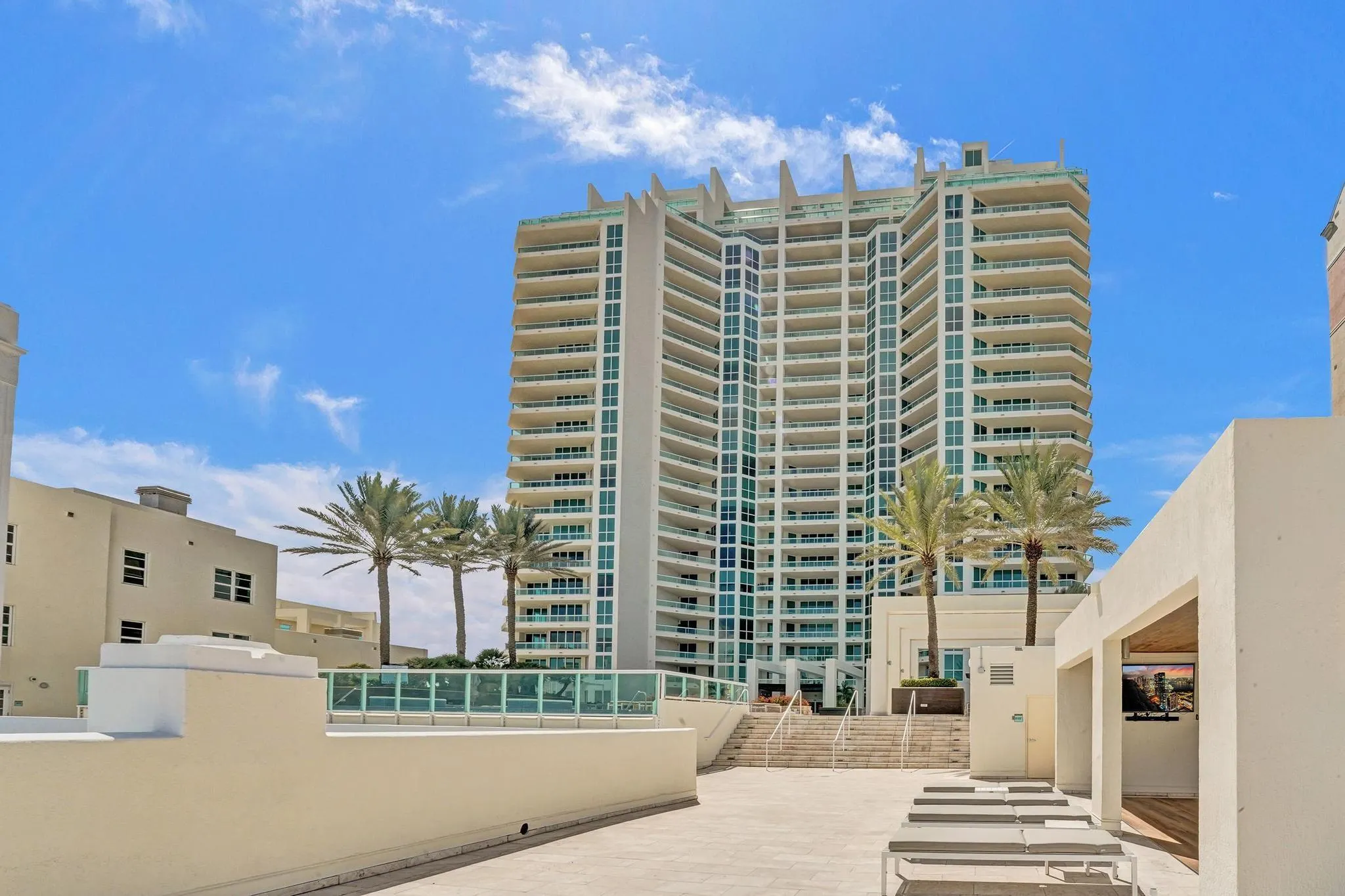 101 S Fort Lauderdale Beach Blvd, #806