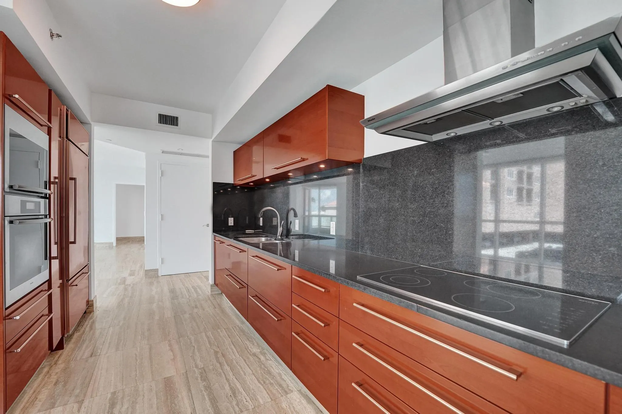 101 S Fort Lauderdale Beach Blvd, #806