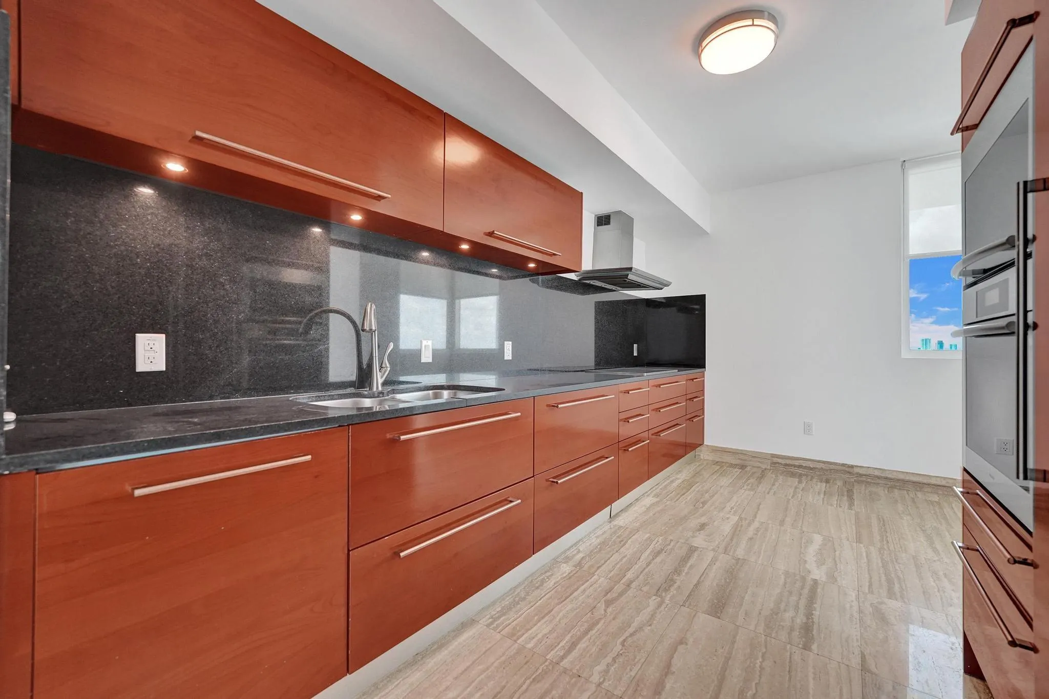 101 S Fort Lauderdale Beach Blvd, #806