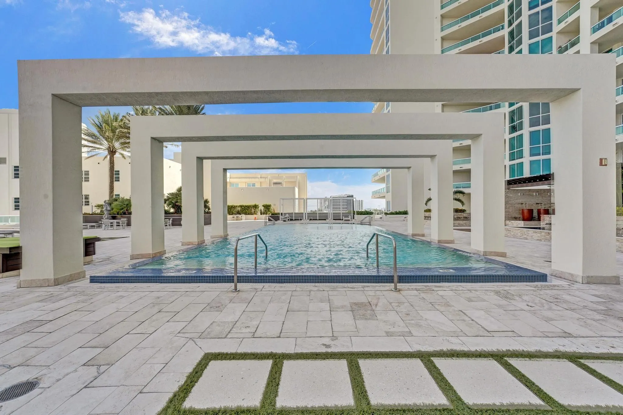 101 S Fort Lauderdale Beach Blvd, #806