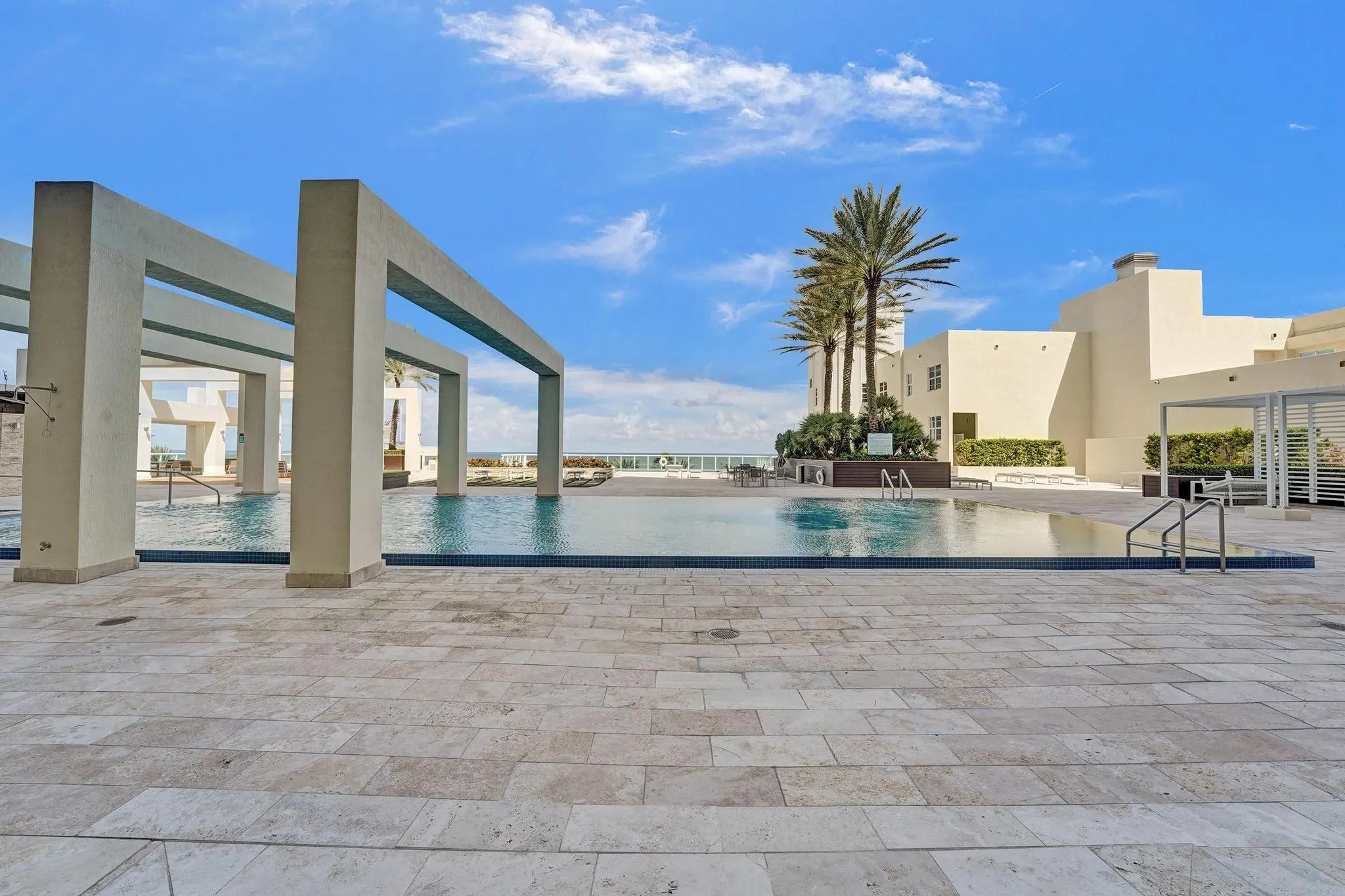 101 S Fort Lauderdale Beach Blvd, #806