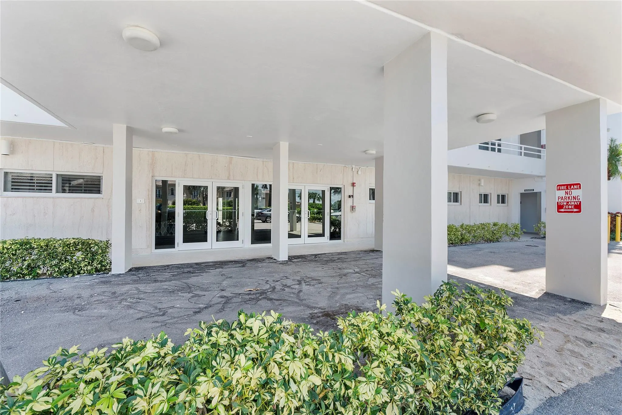 2701 S Ocean Blvd, #15