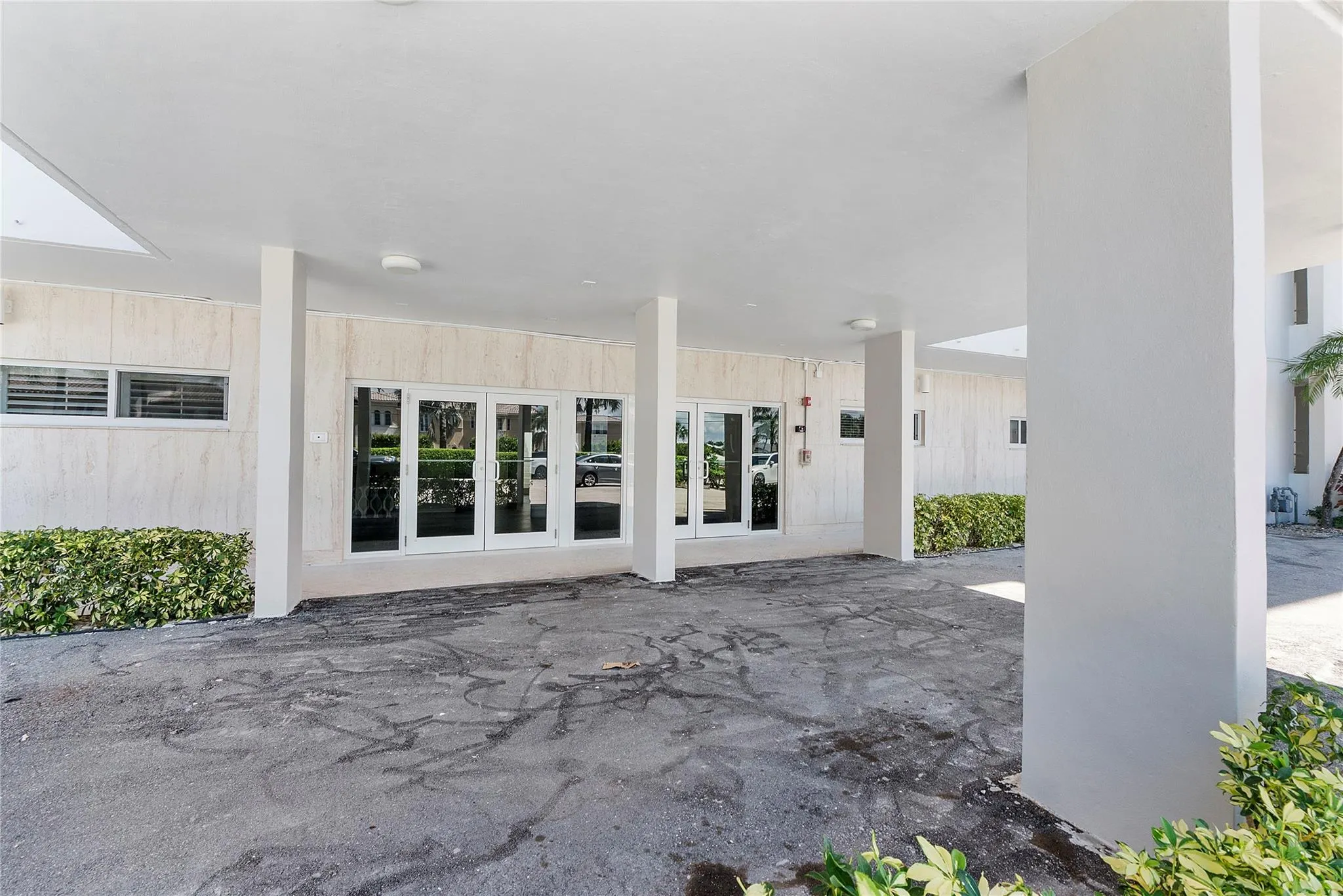 2701 S Ocean Blvd, #15