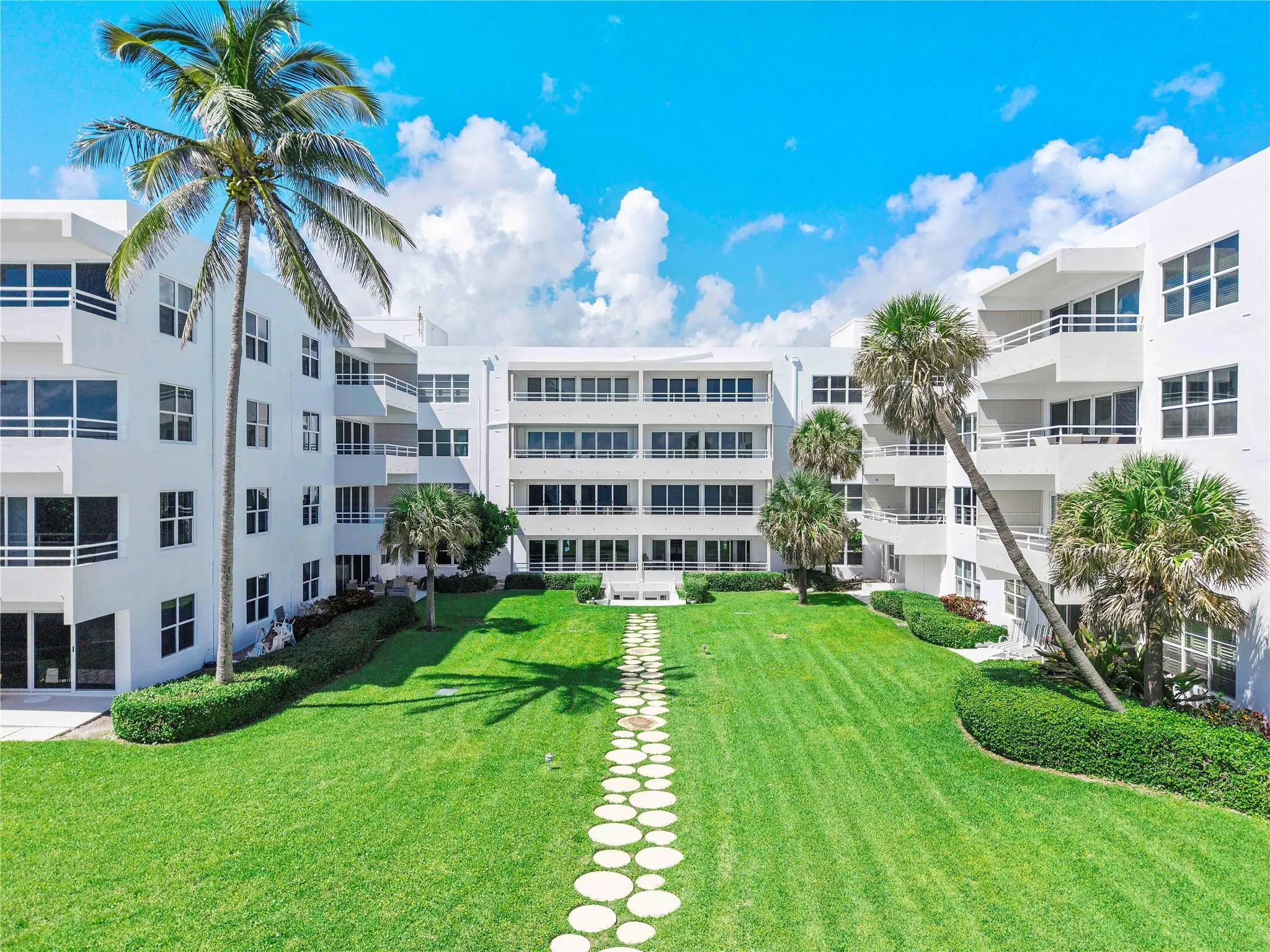 2701 S Ocean Blvd, #15