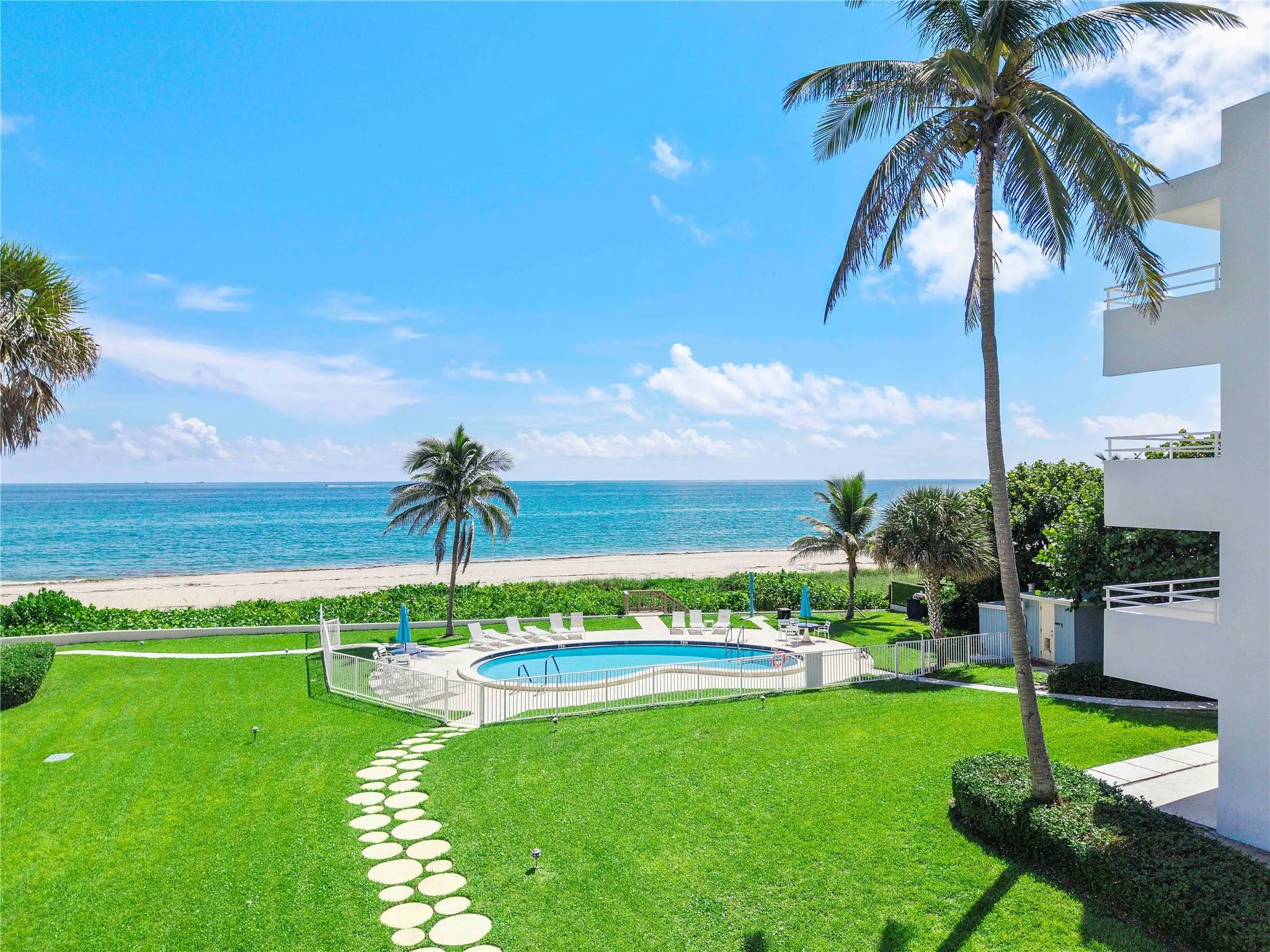 2701 S Ocean Blvd, #15