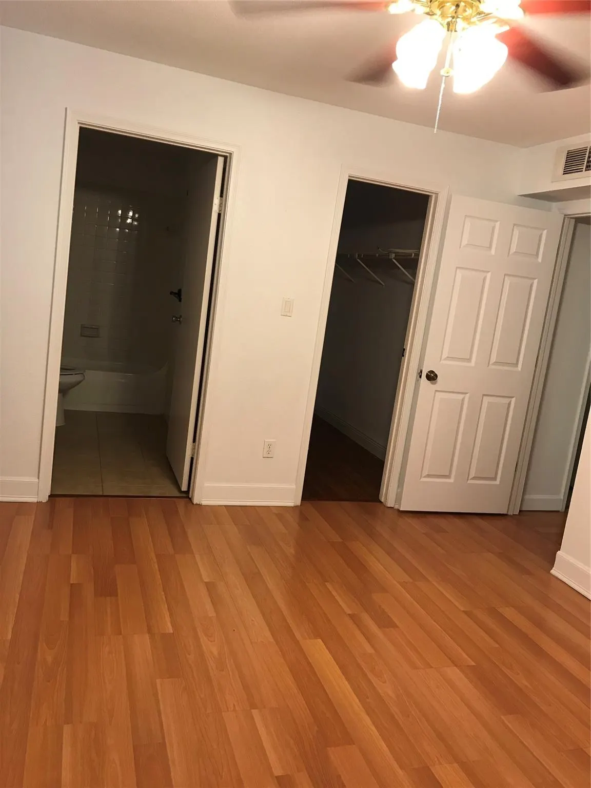 799 Riverside Dr, #1023