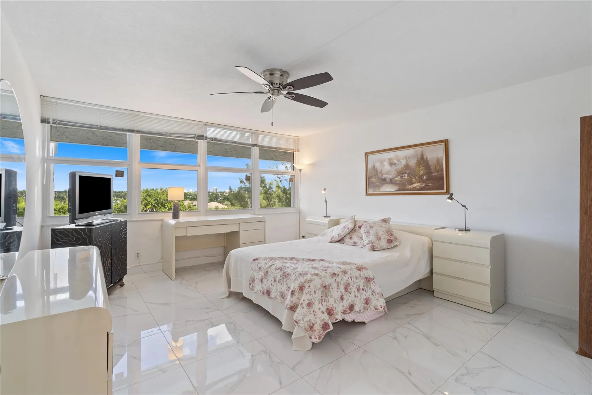 4280 Galt Ocean Dr, #5F