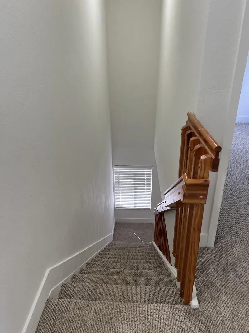 2496 W 5th Way