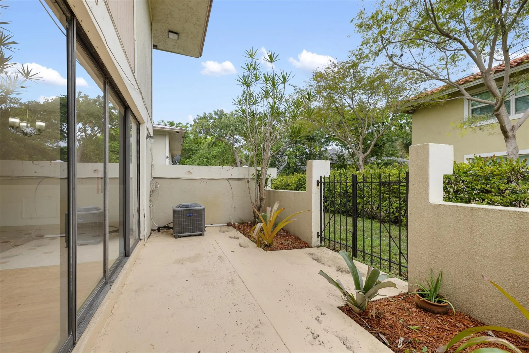 8801 W Sample Rd, #10